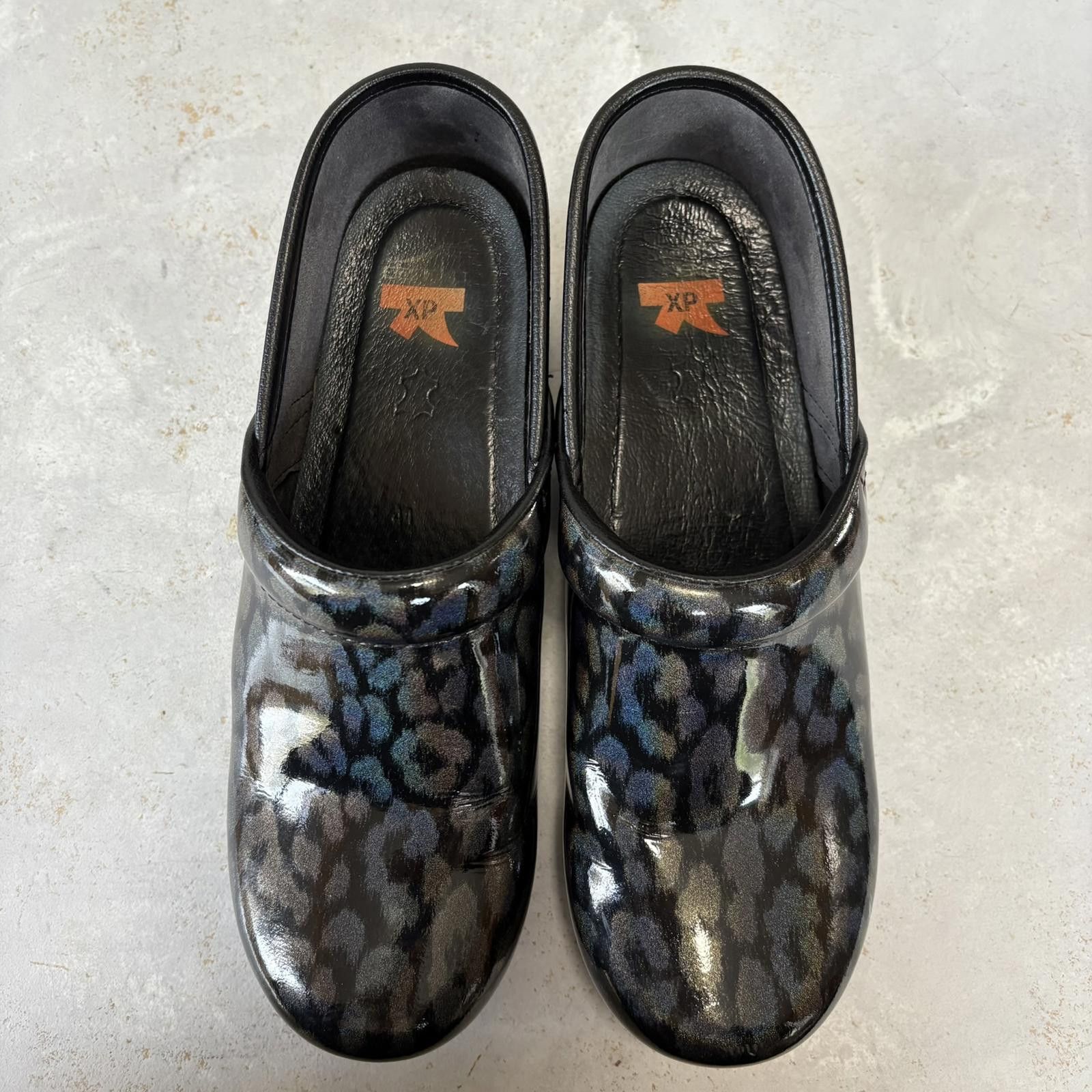 Dansko DANSKO XP patent leopard print black clogs size 41 / 10 Size US 10 / IT 40 - 3 Thumbnail