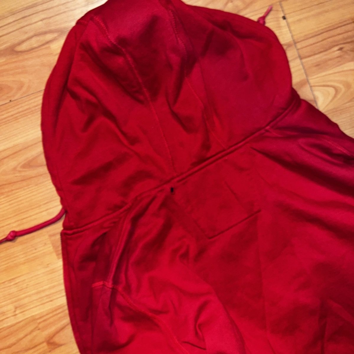Other Vintage Red Nautica Hoodie Size M Worn Holes Size US M / EU 48-50 / 2 - 5 Thumbnail