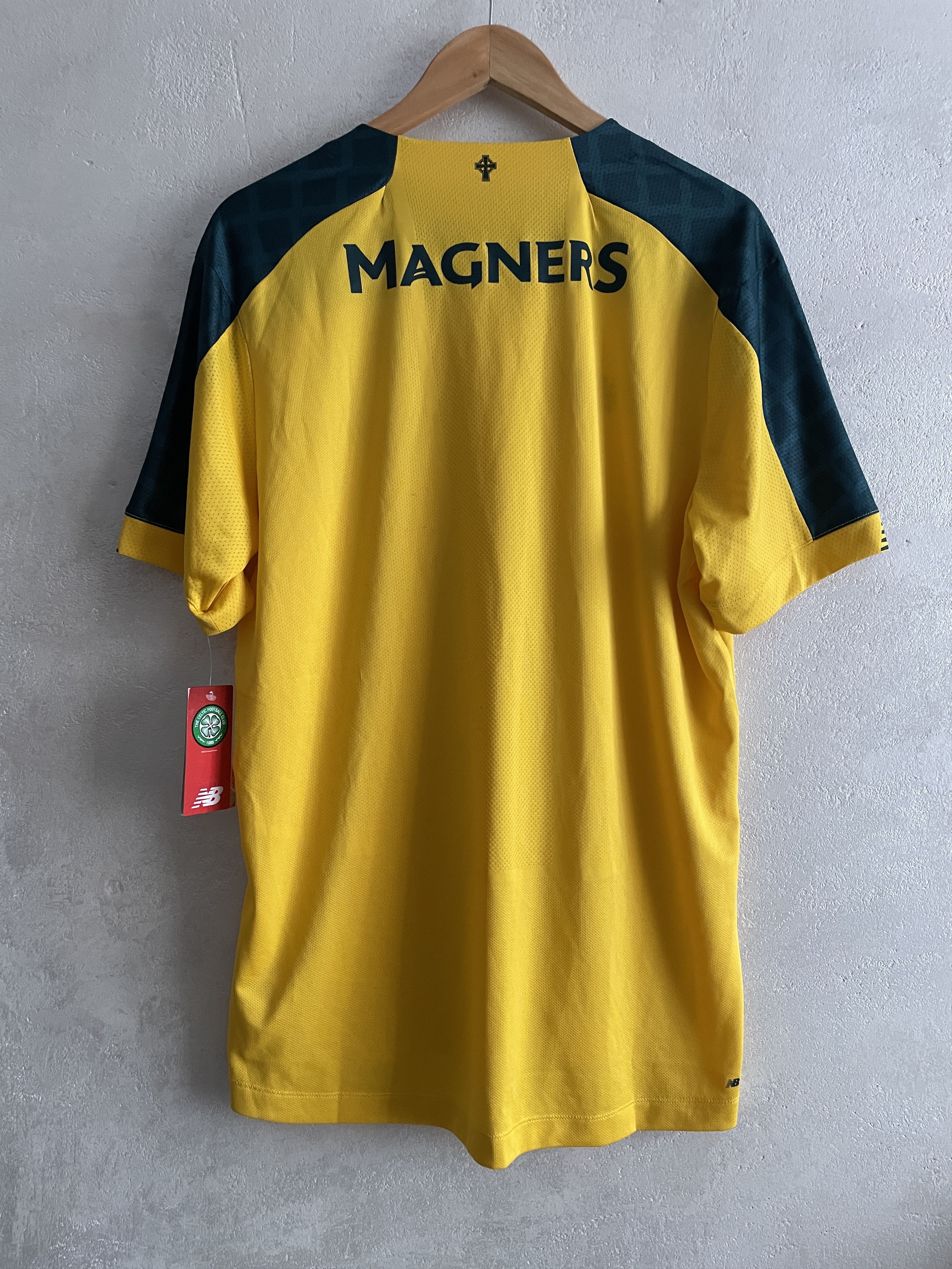 New Balance Celtic Glasgow Away Football Shirt 2019 2020 Jersey Size US L / EU 52-54 / 3 - 2 Thumbnail