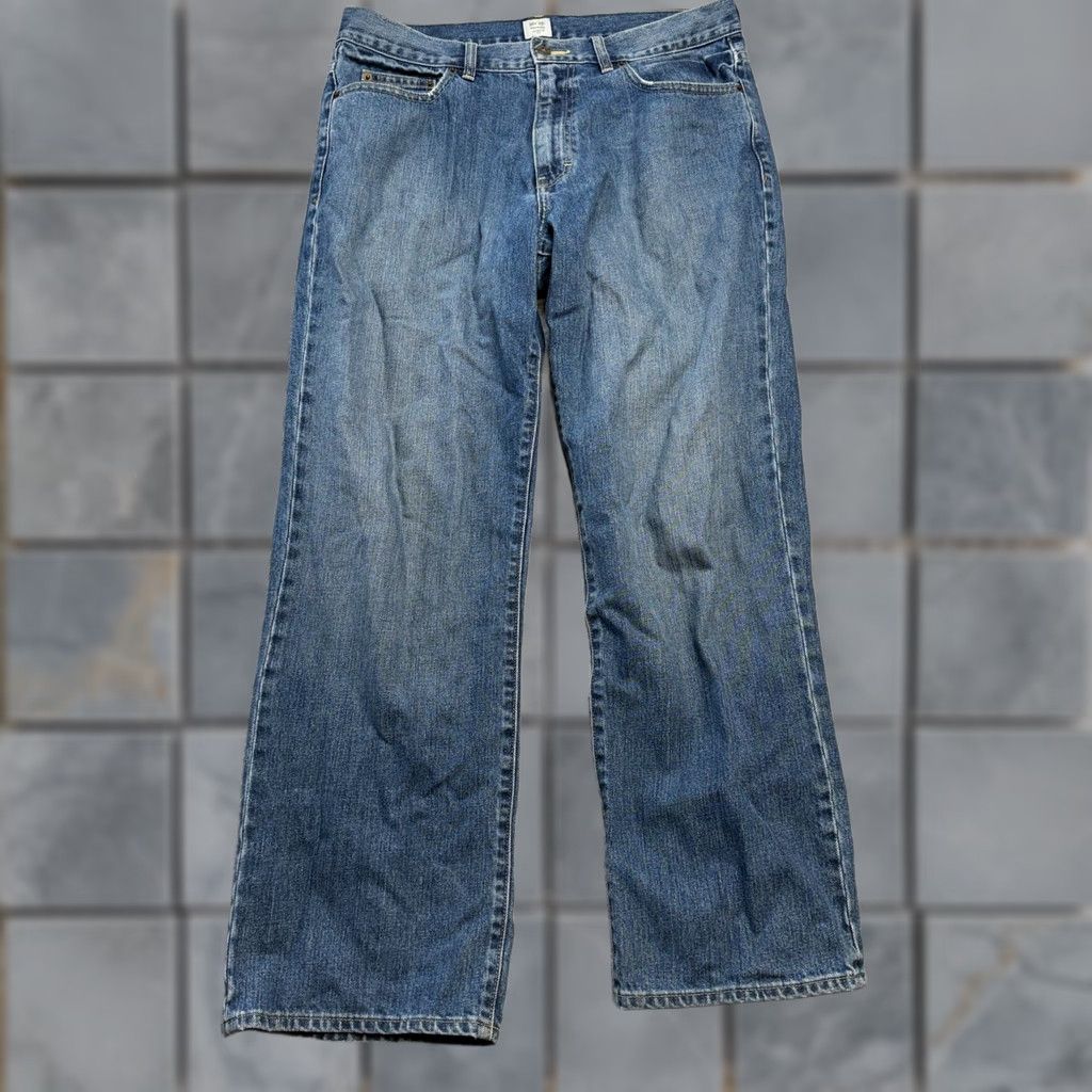 J.Crew J.CREW Jeans Mens 35x32 Blue Relaxed Straight Denim Y2K Style Classic 5-Pocket Design Big & Tall Mens Jeans Size US 35 - 1 Thumbnail
