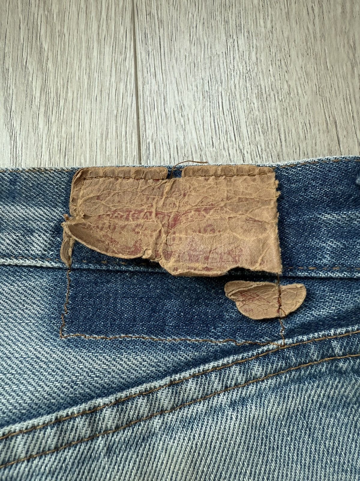 Chrome Hearts Chrome Hearts Levi’s 501 Denim Jeans Size US 36 / EU 52 - 10 Thumbnail