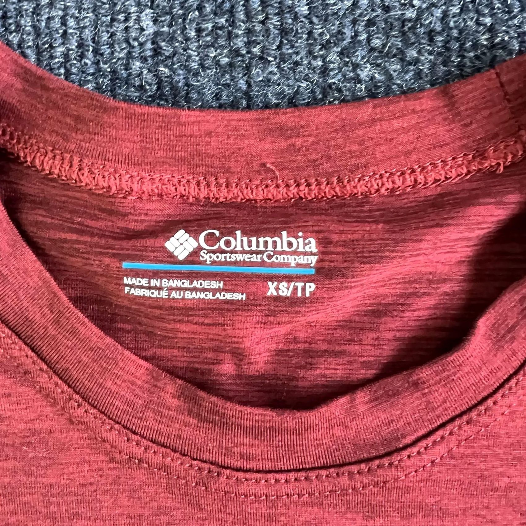 Vintage Columbia Shirt Mens XS Red Heather Short Sleeve Crew Neck T-Shirt Top Size US XS / EU 42 / 0 - 2 Thumbnail