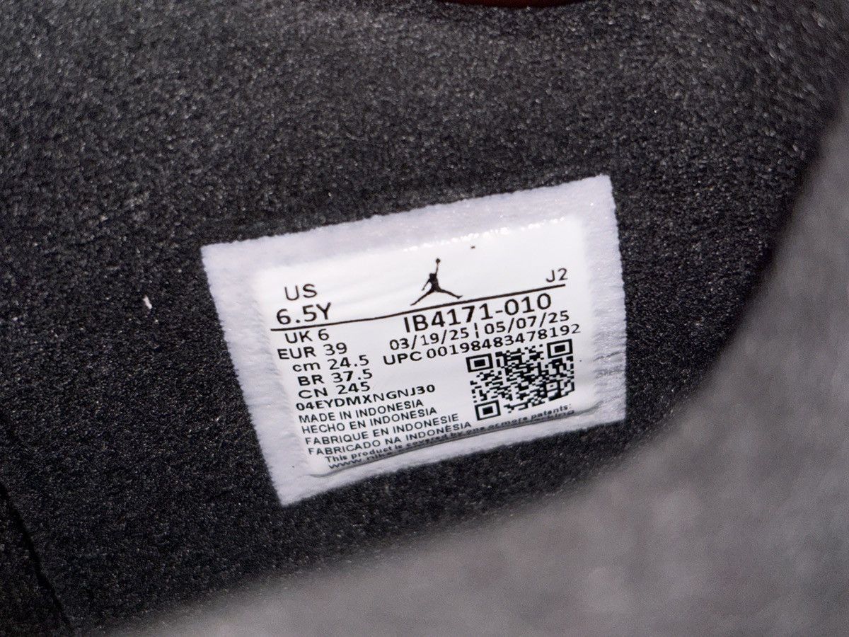 Jordan Brand Air jordan 4 Retro OG (GS) Size US 6.5 / EU 39-40 - 5 Thumbnail