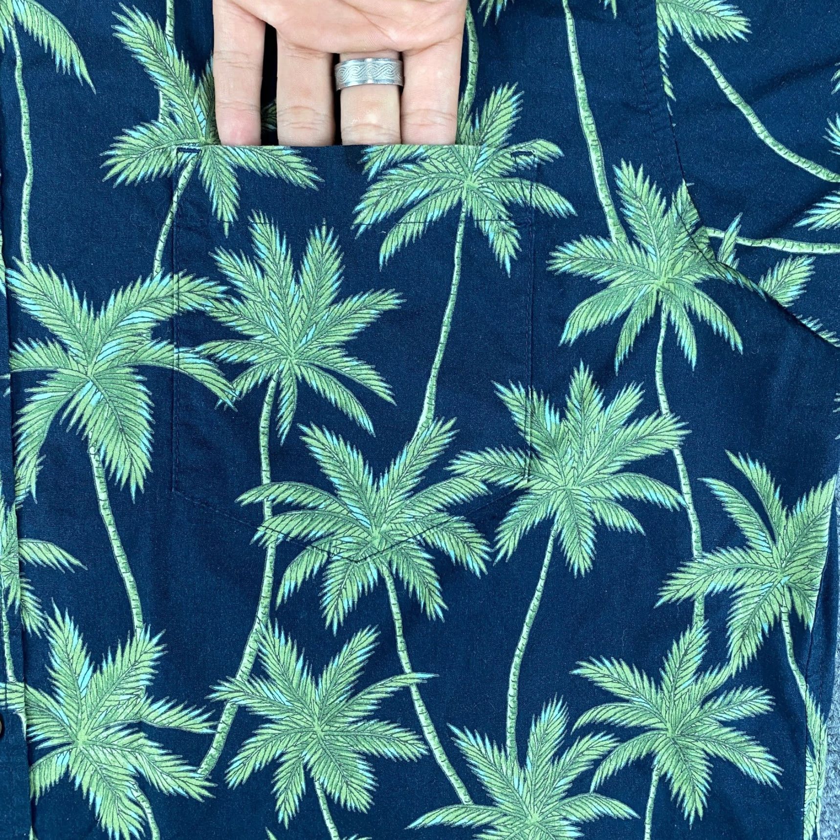 Vintage Cooke Street Shirt Mens Large Navy Blue Green Palm Tree Aloha Button-Up Size US L / EU 52-54 / 3 - 3 Thumbnail
