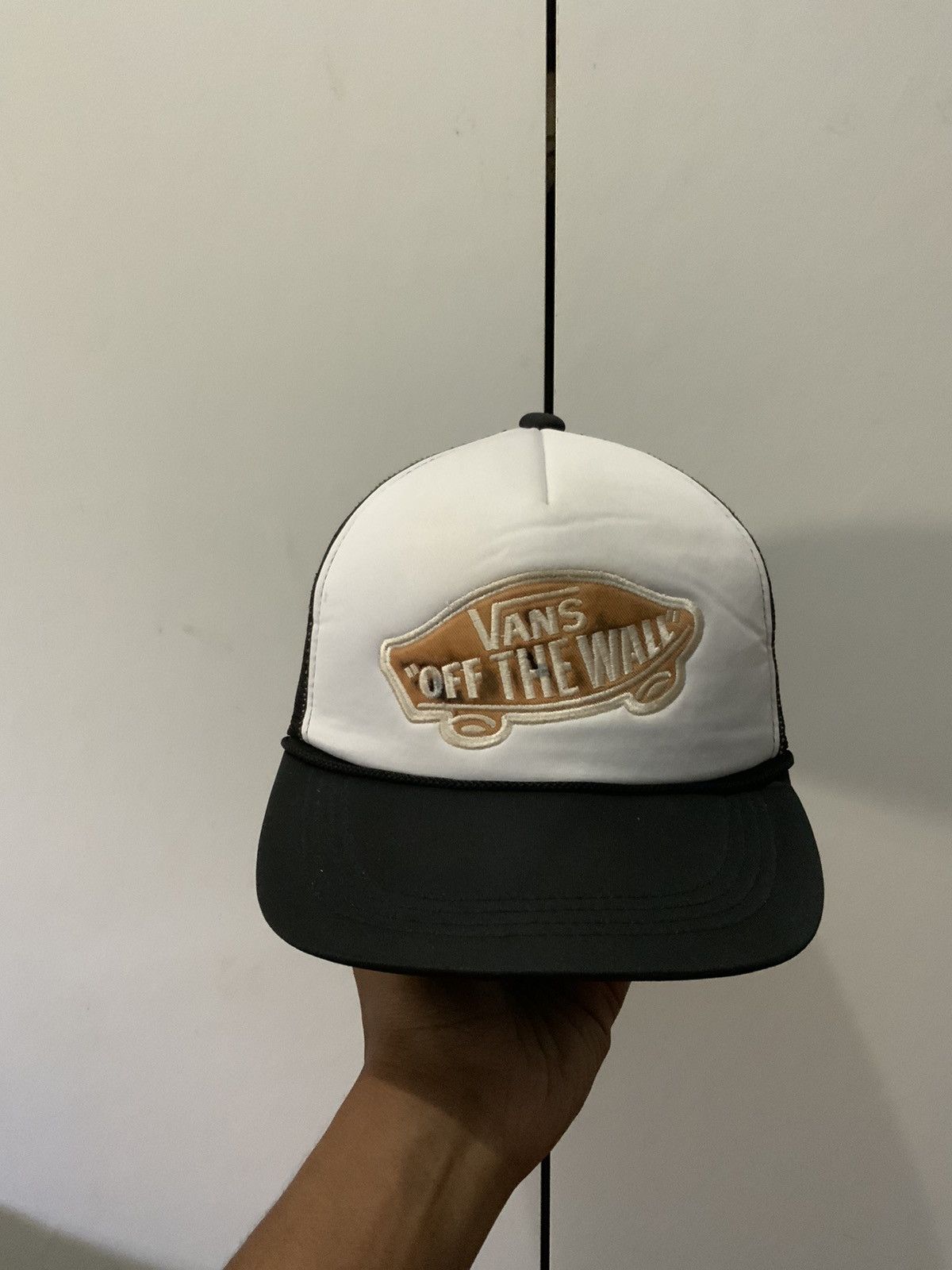 Vans Vans “Off The Wall” Fade Trucker Hat Size ONE SIZE - 1 Thumbnail