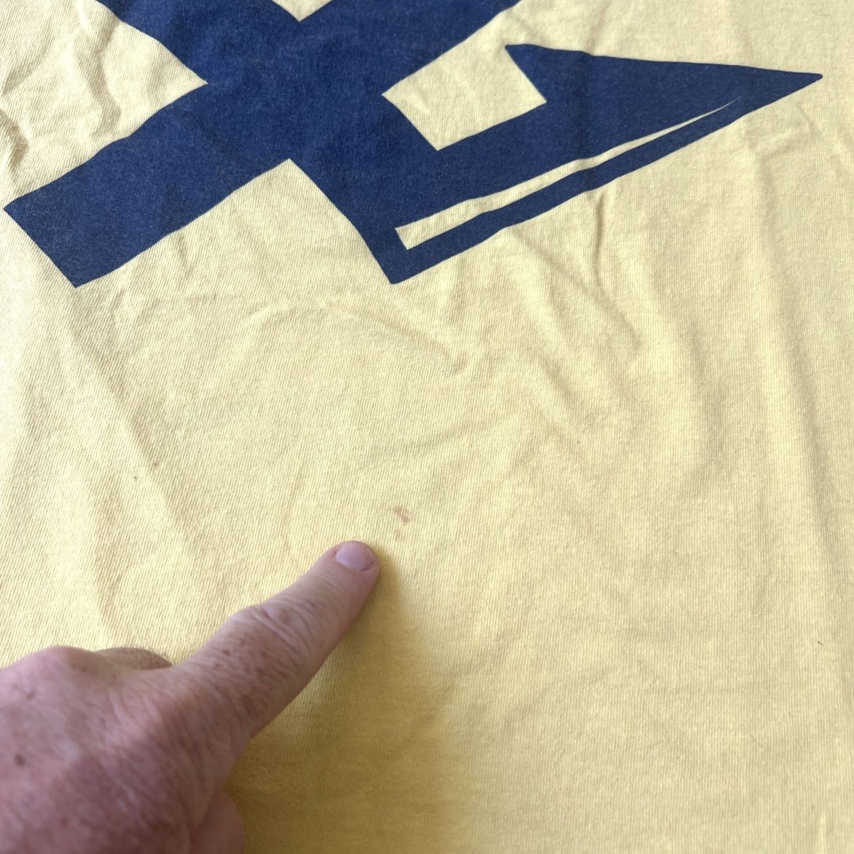 Port & Company VINTAGE UCSD Tritons Logo Shirt Adult Medium Yellow UC San Diego Ride The Wave 90s Surfing Ocean Lovers Mens Size US M / EU 48-50 / 2 - 5 Thumbnail