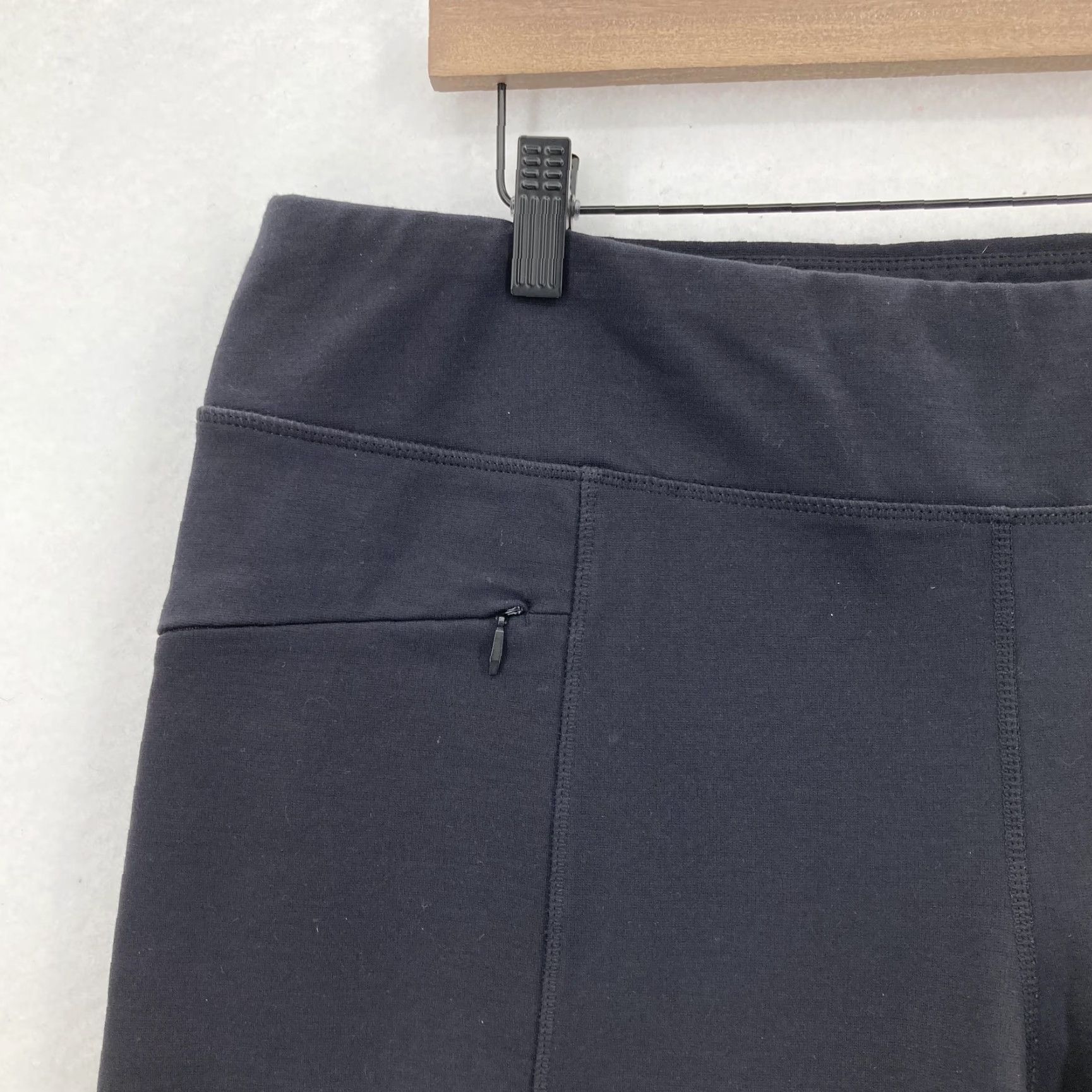 Vintage VINTAGE? No. Final: Reel Legends Pants Womens XL Black Tec-Ponte Leggings Zipper Pockets Stretch NWT Size 40" / US 18 - 3 Thumbnail