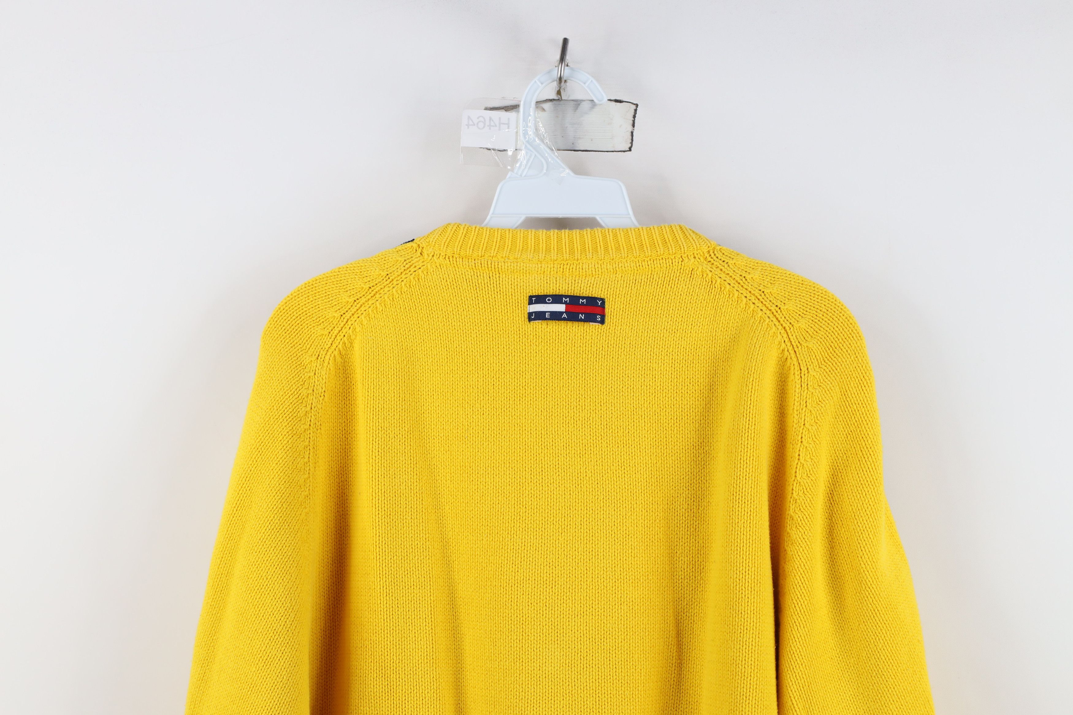 Tommy Hilfiger Vintage 90s Tommy Hilfiger Taped Logo Knit Sweater Yellow Size L / US 10 / IT 46 - 13 Thumbnail