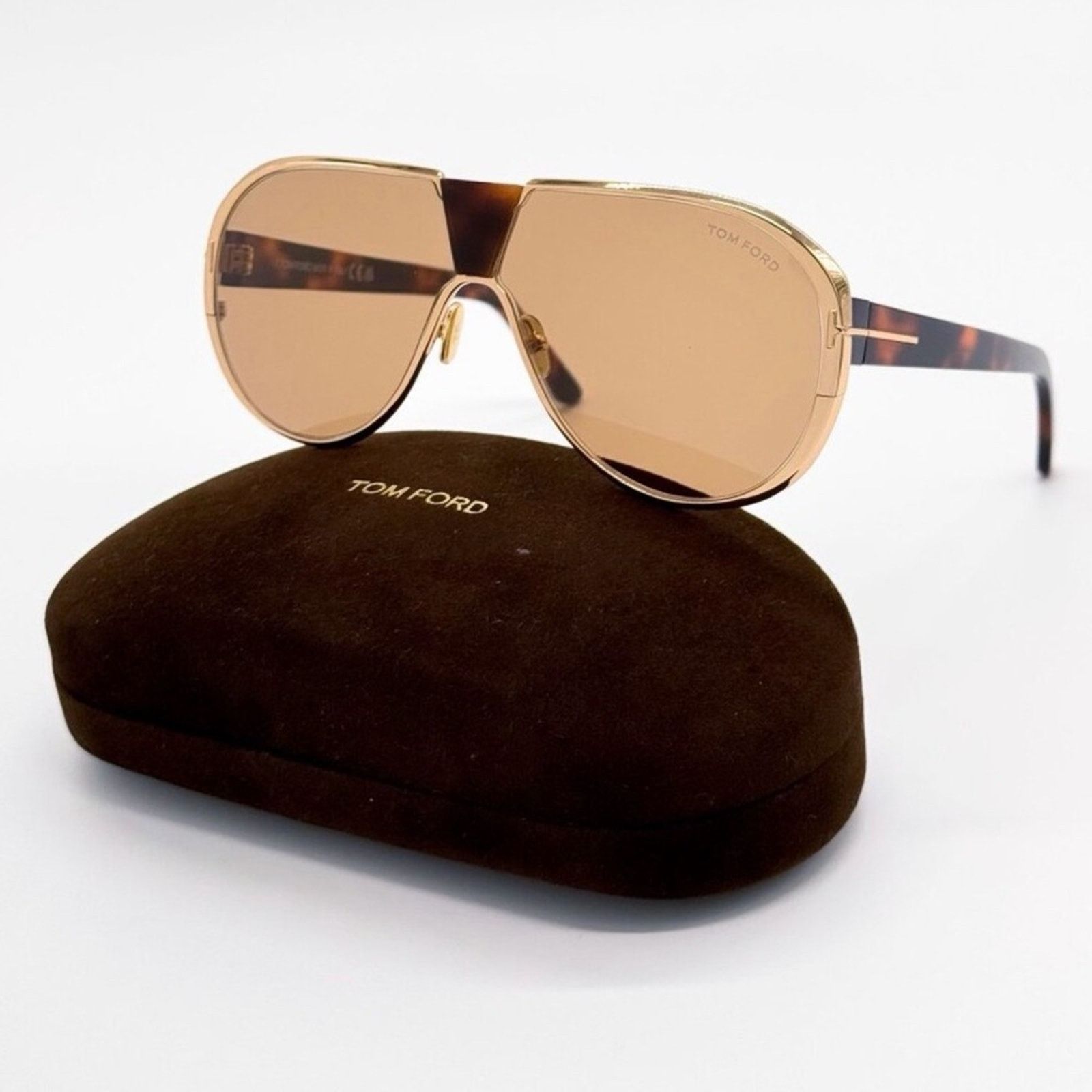New, Tom Ford Sunglasses TF1072 30E Vincenzo, Authentic
