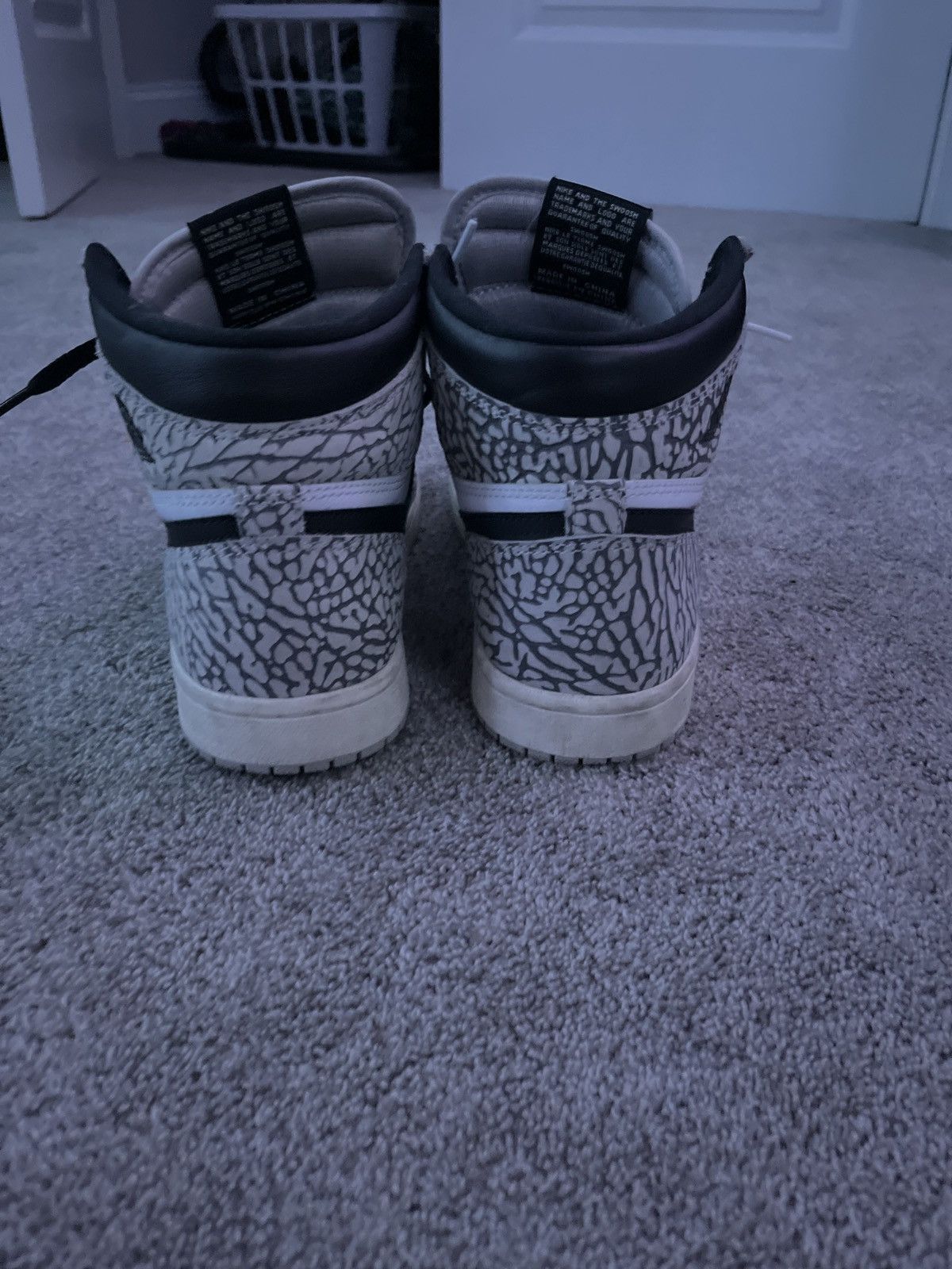 Jordan Brand Air Jordan High Retro White Cement Size 8.5 Size US 8.5 / EU 41-42 - 8 Thumbnail