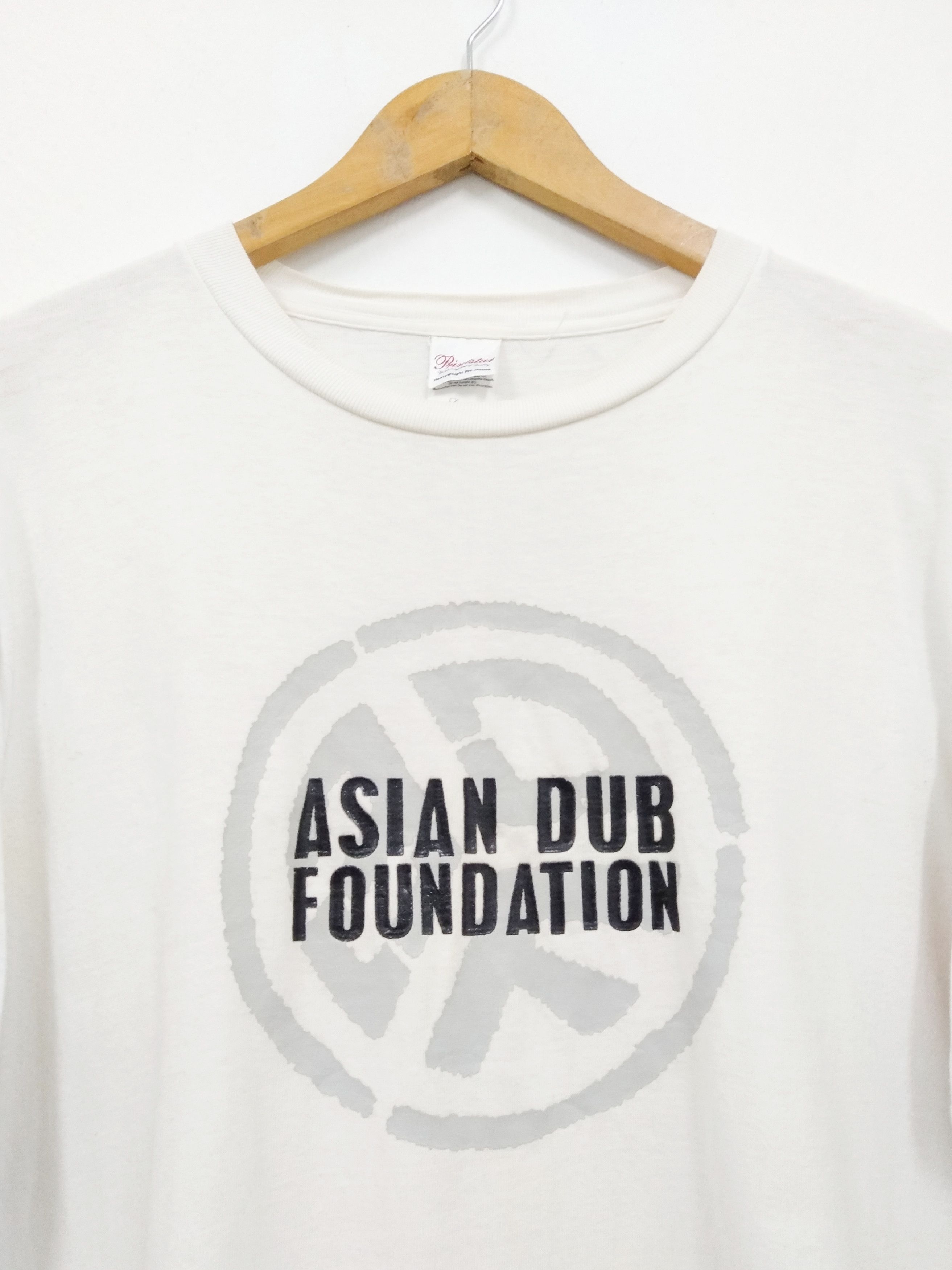 Band Tees × Vintage Vtg Asian Dub Foundation english electro band promo t shirt Size US L / EU 52-54 / 3 - 5 Thumbnail