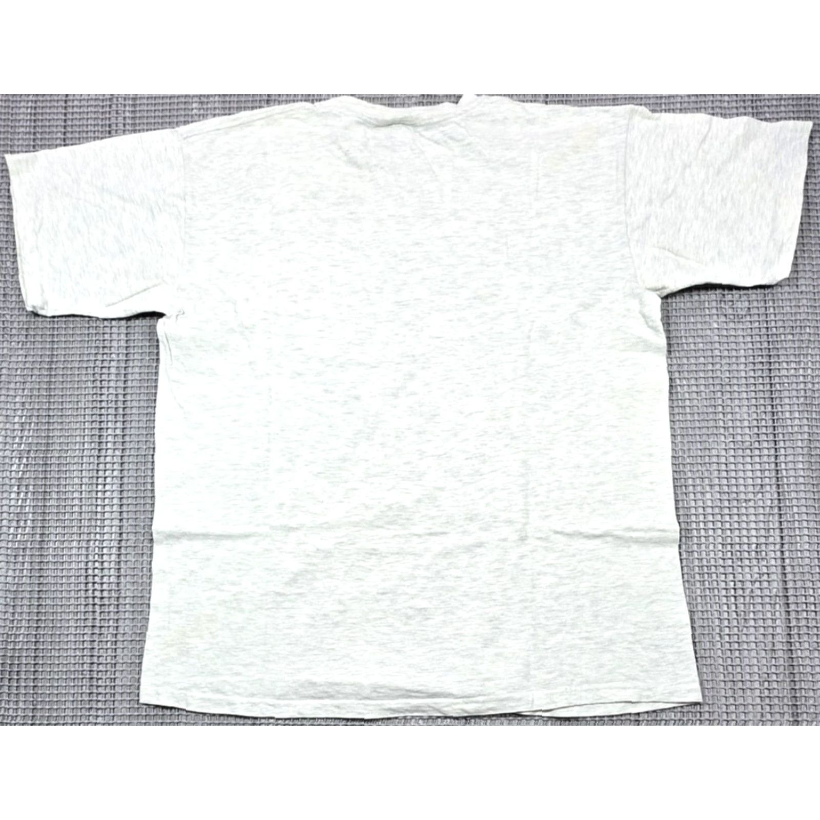 Banana Republic VINTAGE Banana Republic Safari Outdoors Gray T Shirt M Shirt Mens 90s Boxy Graphic Print USA Size US M / EU 48-50 / 2 - 3 Thumbnail