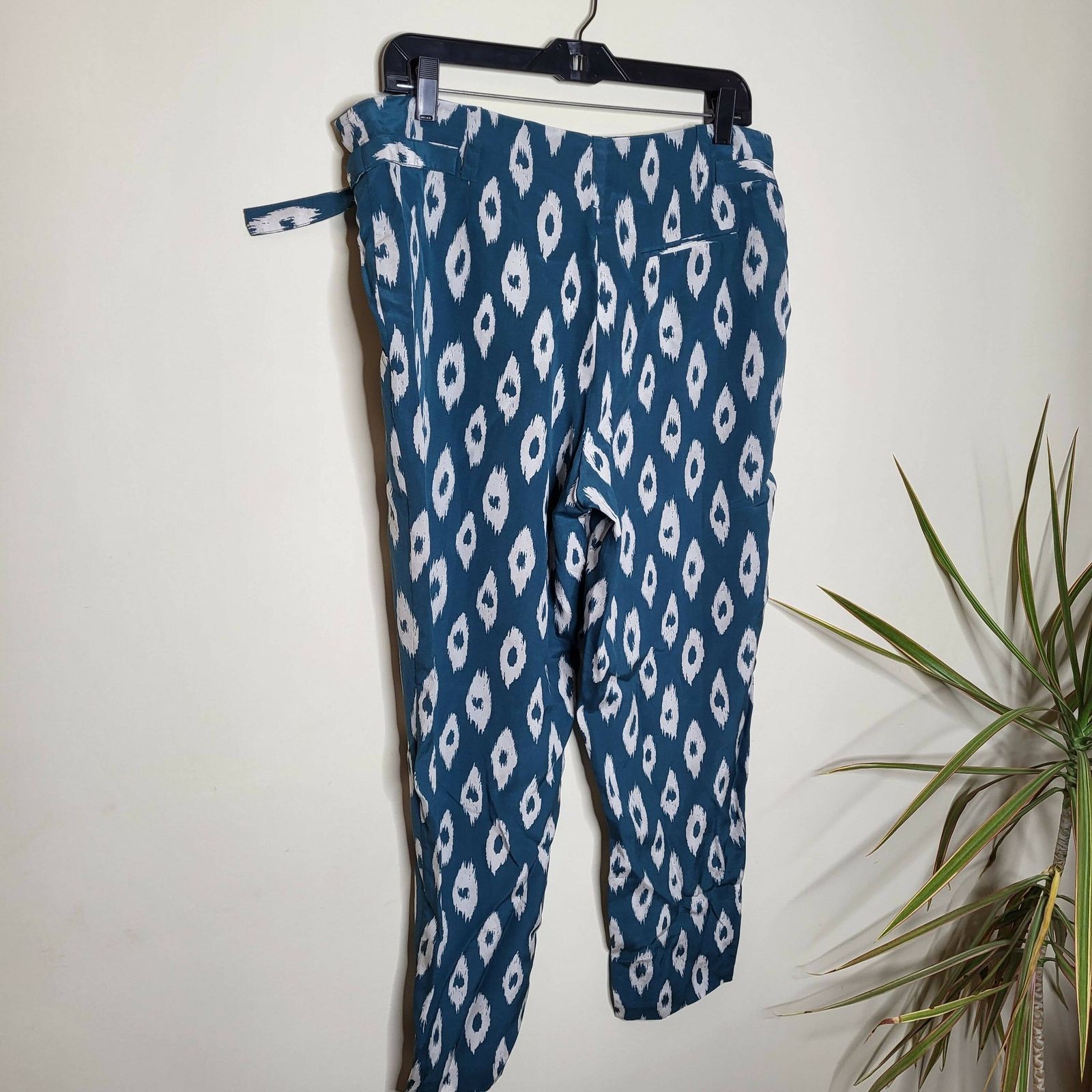 Equipment Equipment Silk Button Front Cropped Tie Waist Pants Size 12 Size 34" / US 12 / IT 48 - 2 Thumbnail