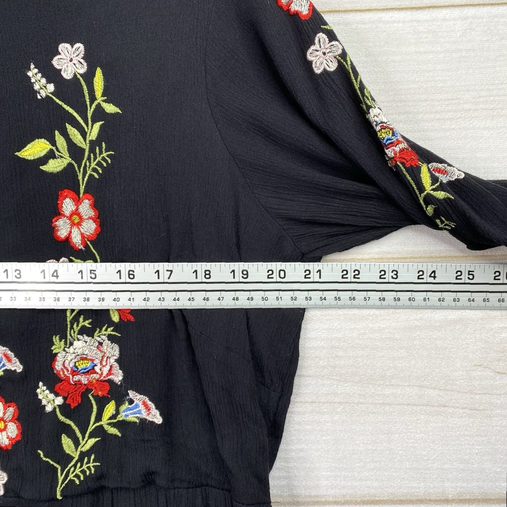 Vintage JUNAROSE Dress Knee Length Floral Embroidered Bell Sleeve A-Line Black 14 Womens Bohemian Size XL / US 12-14 / IT 48-50 - 6 Thumbnail