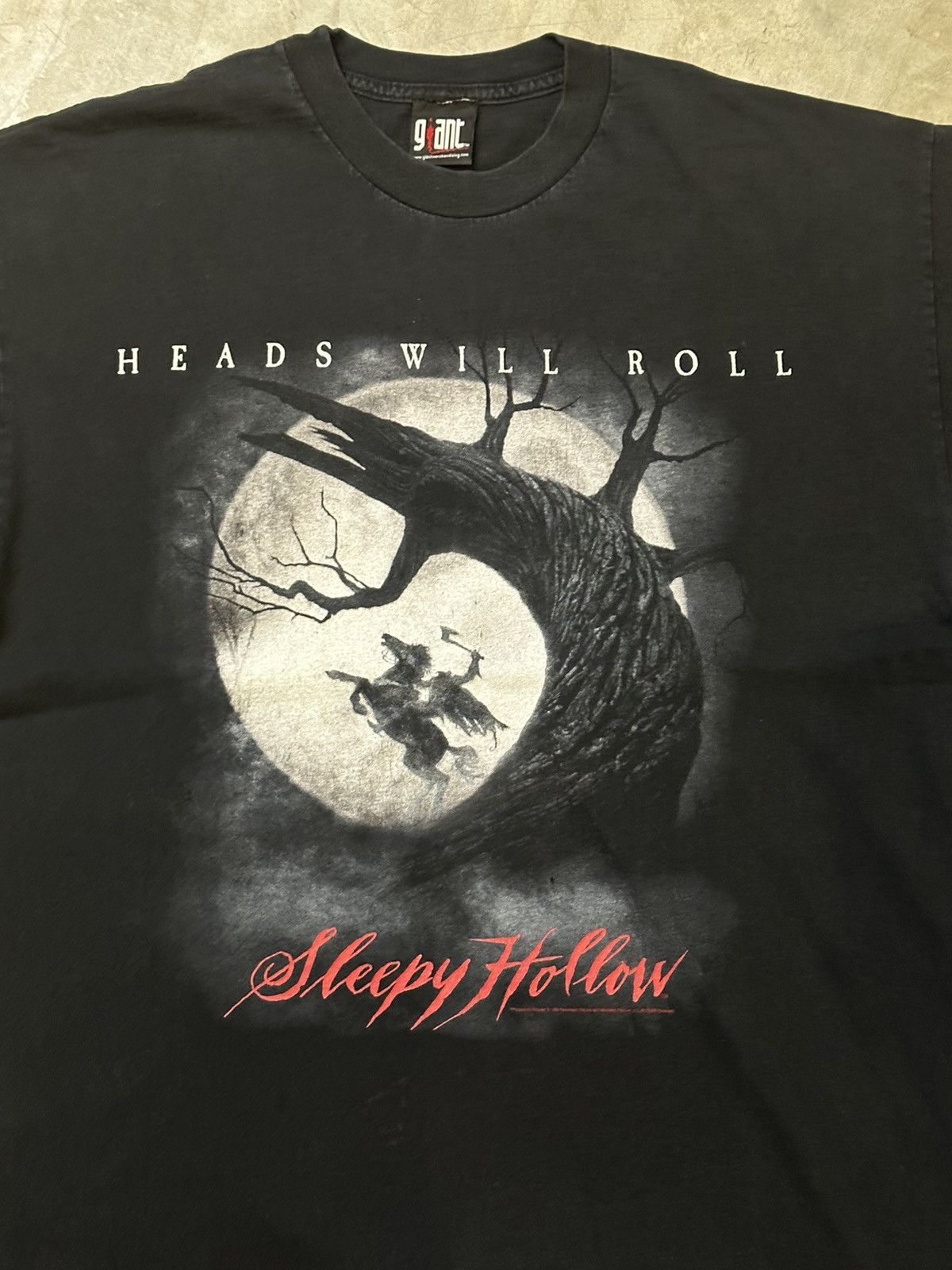 Vintage Vintage Sleepy Hollow shirt Size US XL / EU 56 / 4 - 3 Thumbnail