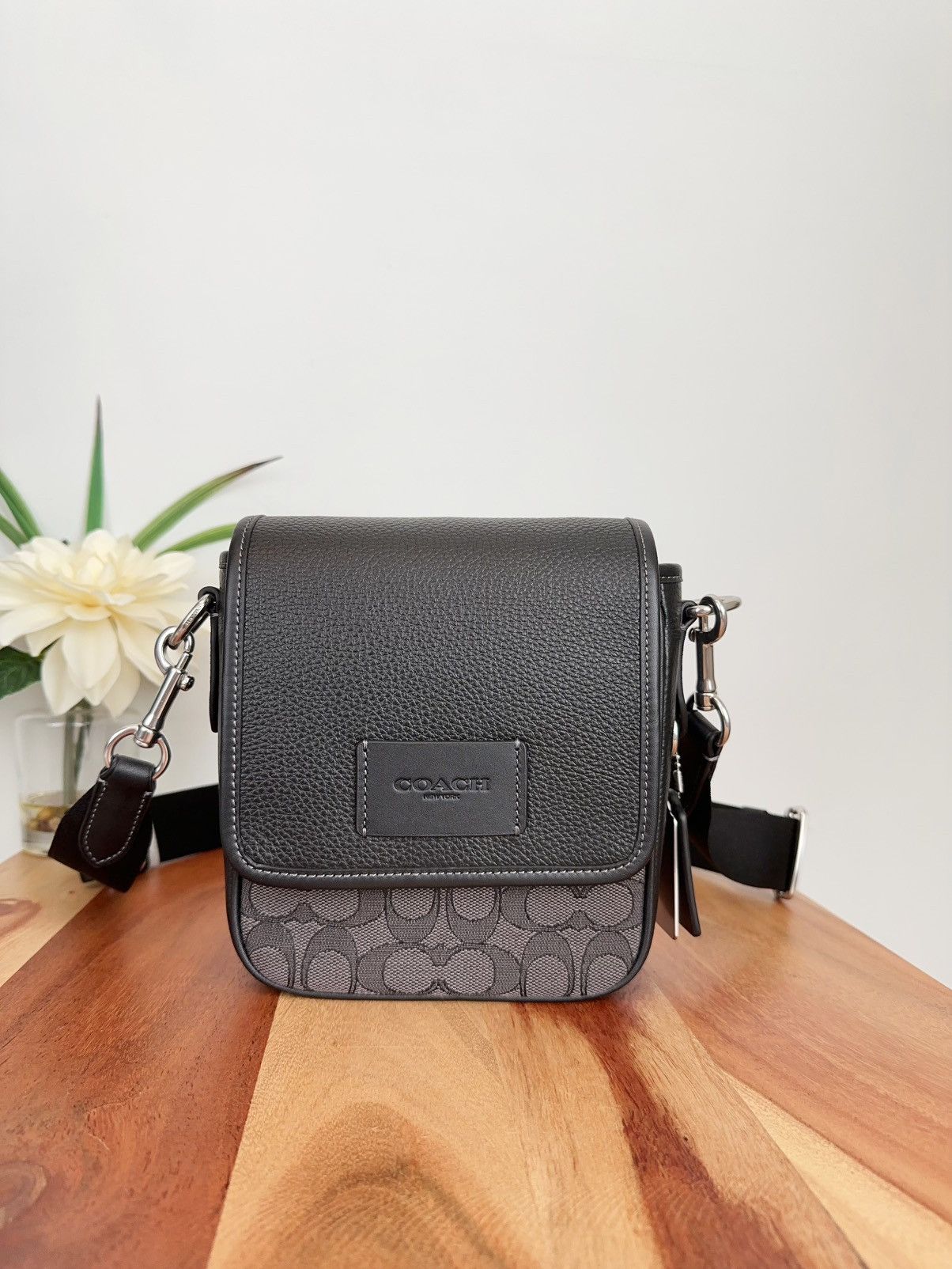 Coach NWT Coach Lucas Crossbody Bag In Signature Jacquard Size ONE SIZE - 1 Thumbnail