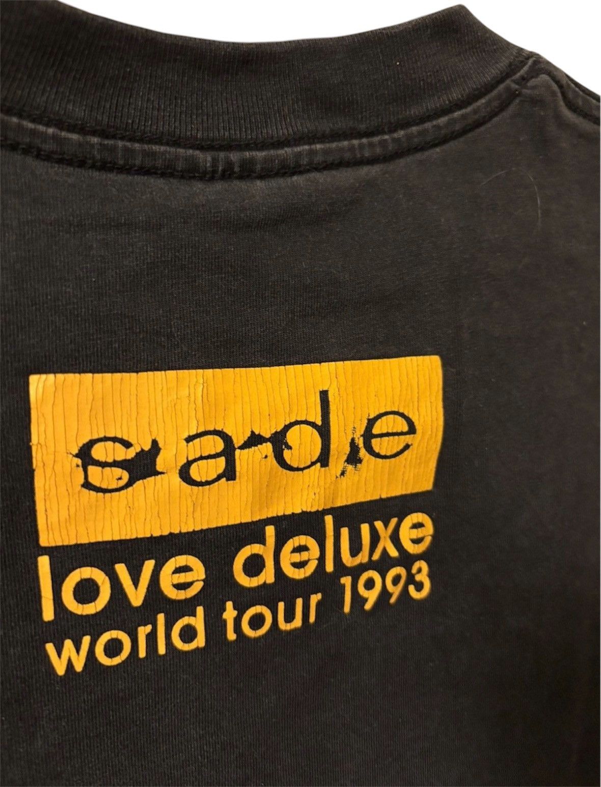 Band Tees Vinatge cropped Sade 1993 love deluxe tour Size US S / EU 44-46 / 1 - 4 Thumbnail