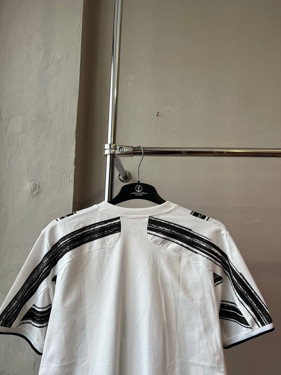Adidas 2020/21 JUVENTUS FC HOME SOCCER JERSEY FOOTBALL SHIRT SZ XL Size US XL / EU 56 / 4 - 11 Thumbnail