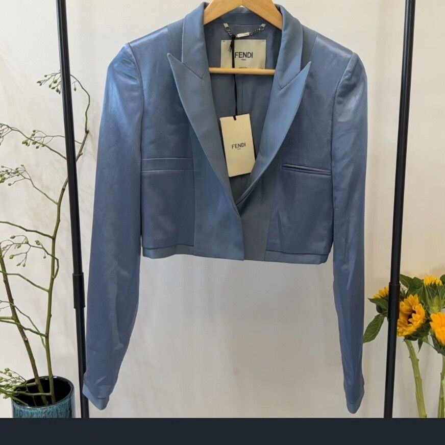 Fendi Fendi Blue Satin Blazer Size 36 Size XS / US 0-2 / IT 36-38 - 1 Thumbnail