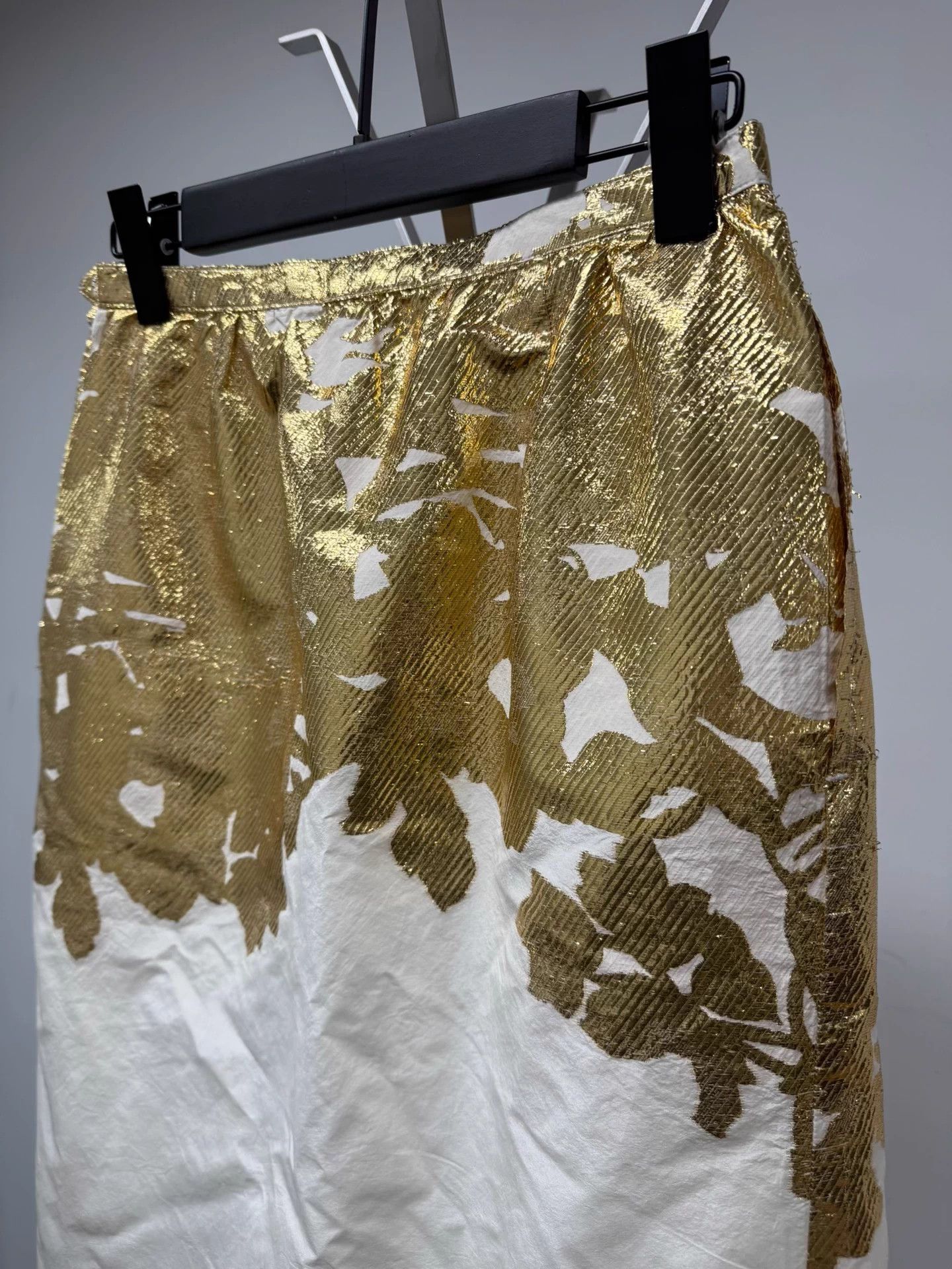 Dries Van Noten DRIES VAN NOTEN Gold Leaf Floral Silk Blend Skirt Size 26" / US 2 / IT 38 - 4 Thumbnail