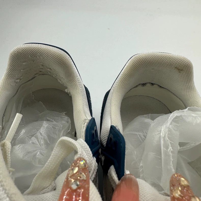 Louis Vuitton Louis Vuitton Trainer Blue and White Denim Casual Shoes Size US 6 / IT 36 - 7 Thumbnail