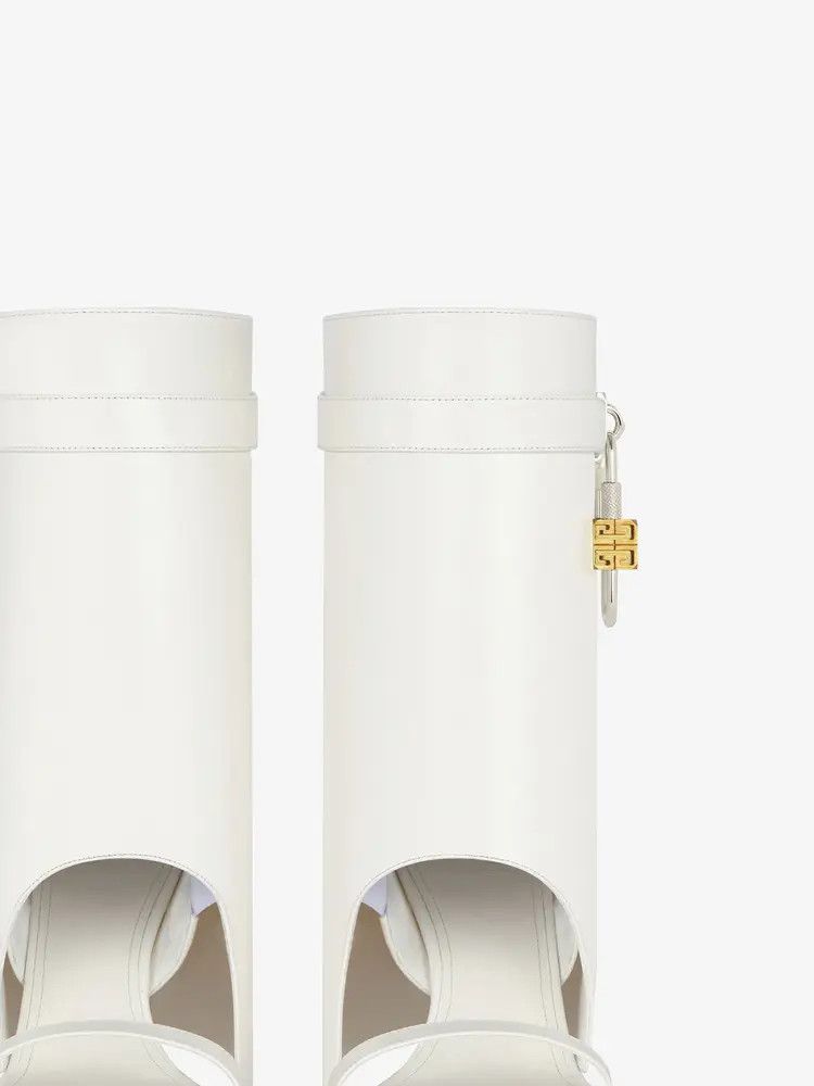 Givenchy o1w1db10525 Shark Lock Ankle Sandals in White Size US 6 / IT 36 - 6 Thumbnail