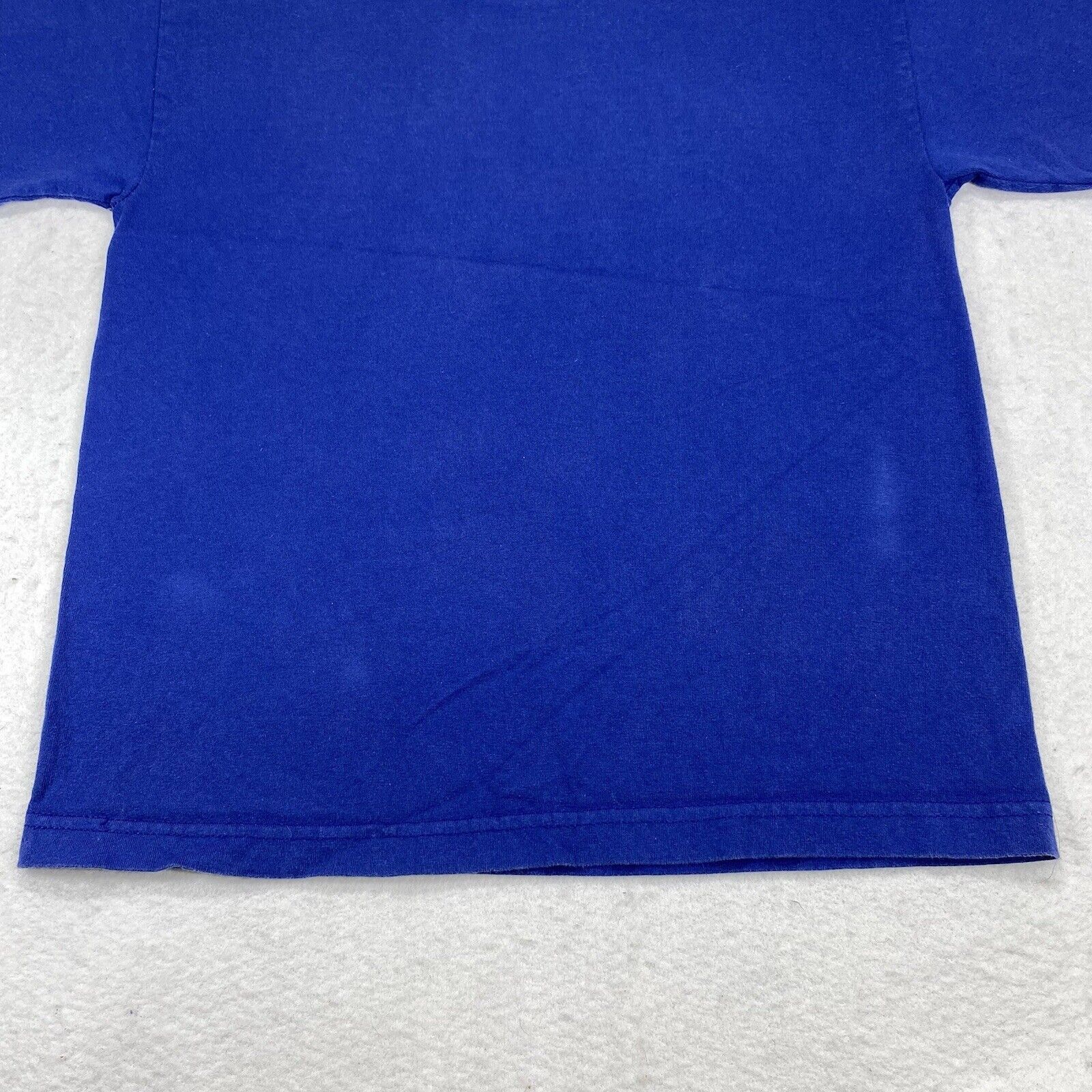 MLB MLB Chicago Cubs Large Blue Baseball Logo Graphic T Shirt Size L / US 10 / IT 46 - 12 Thumbnail