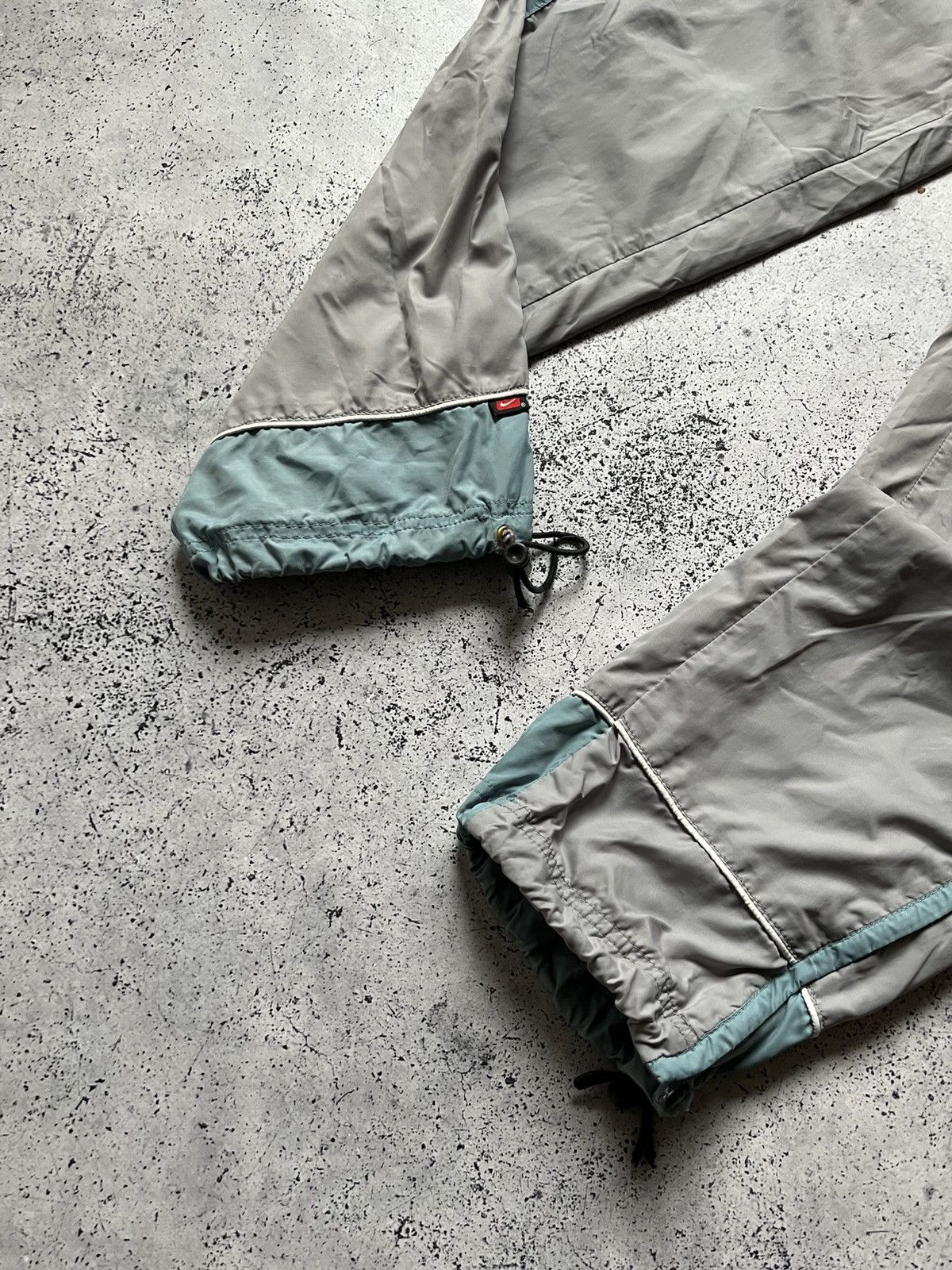 Nike Vintage Nike Drill Track Pants Mini Swoosh Baggy Joggers 90s Size US 32 / EU 48 - 2 Thumbnail