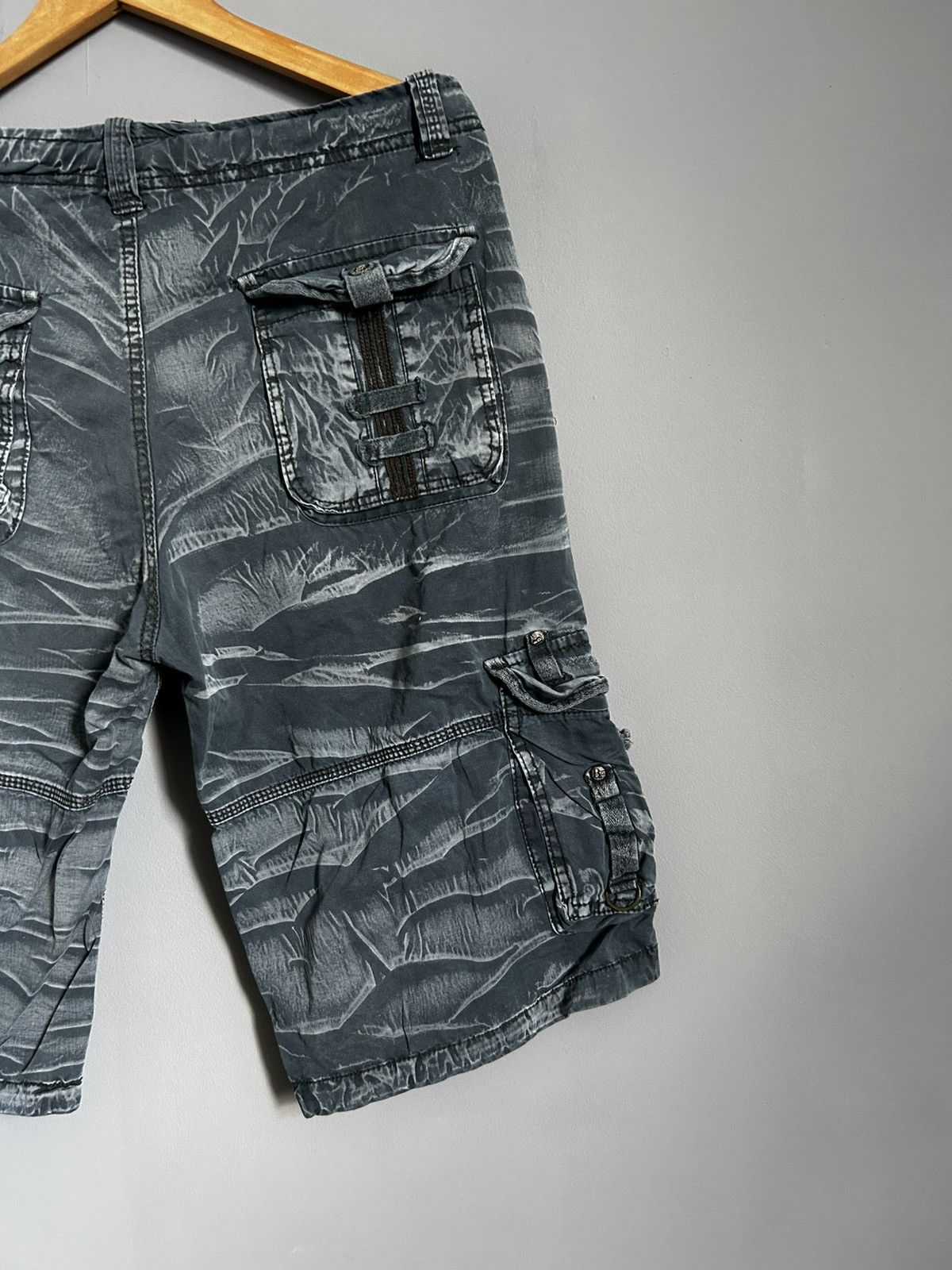 Japanese Brand × Vintage Vintage Avant Garde Y2k Washed Japan Cargo Shorts Size US 34 / EU 50 - 8 Thumbnail