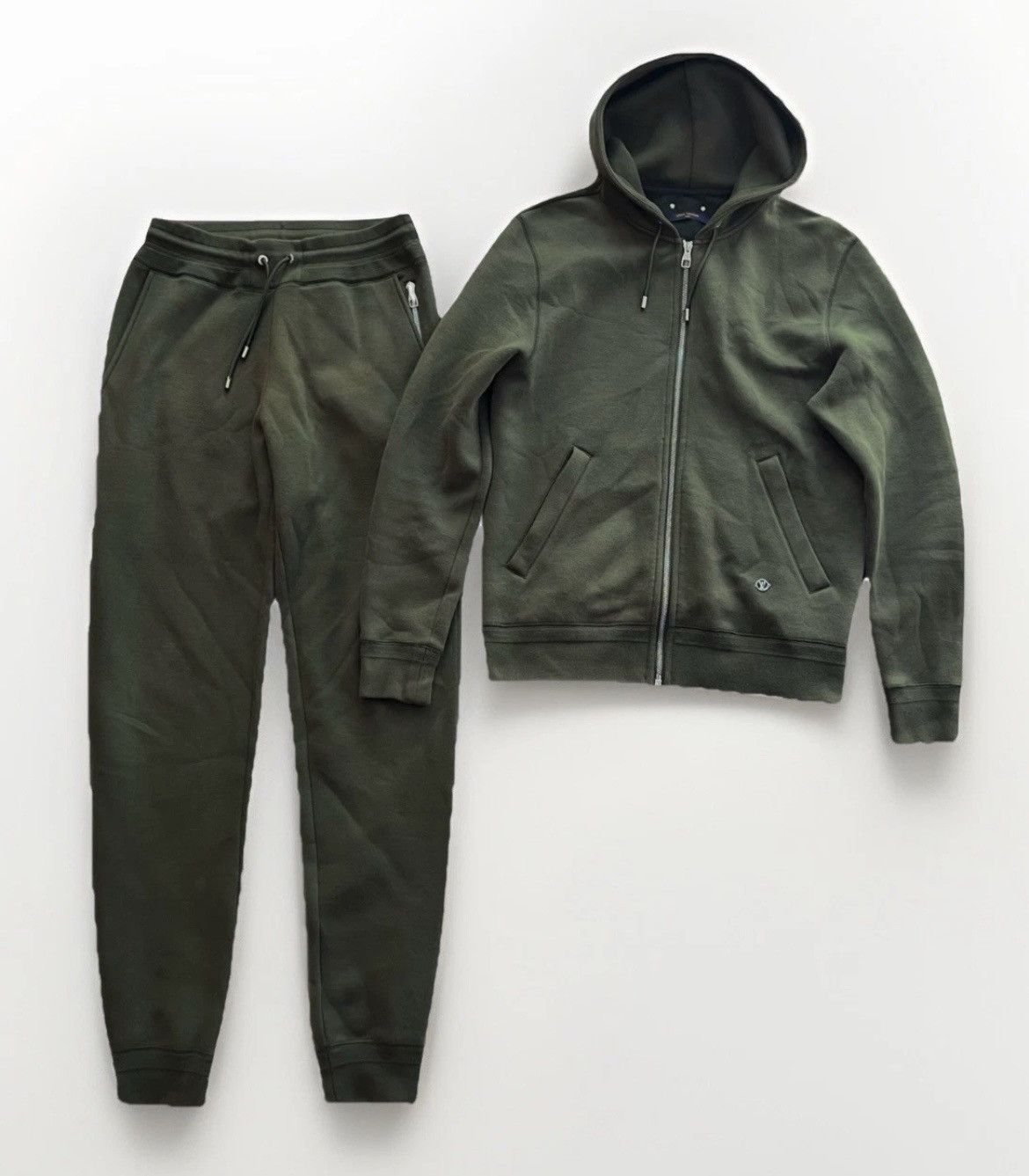 LOUIS VUITTON⚡️Green two piece sweatpants (XS) & hoodie (S).