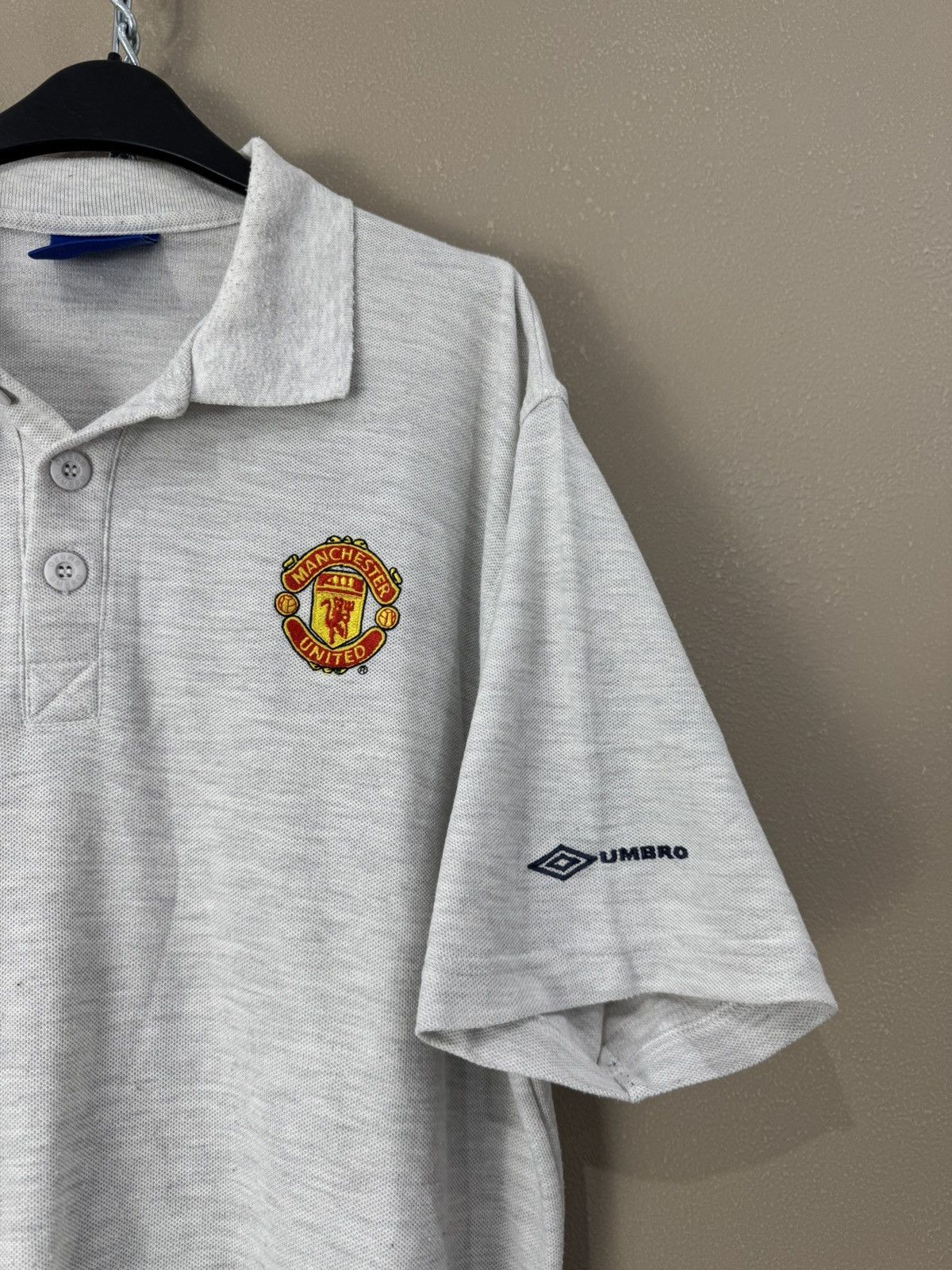 Umbro Manchester United 90S Polo Sz L jersey Shirt Soccer Football Size US L / EU 52-54 / 3 - 4 Thumbnail