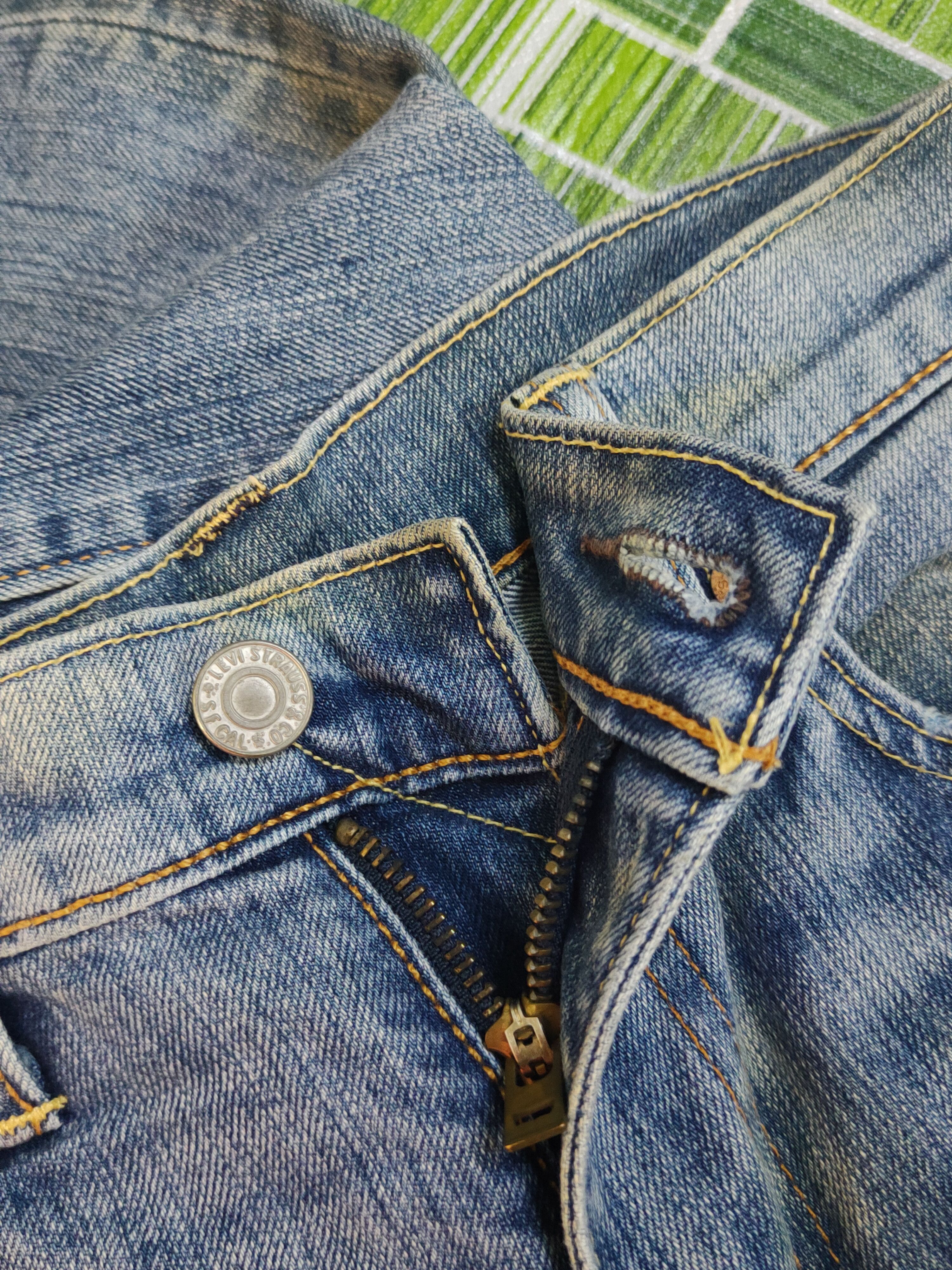 Levi's Levi's Blue Faded Distressed Ripped Jeans #S1878 Size US 31 - 15 Thumbnail