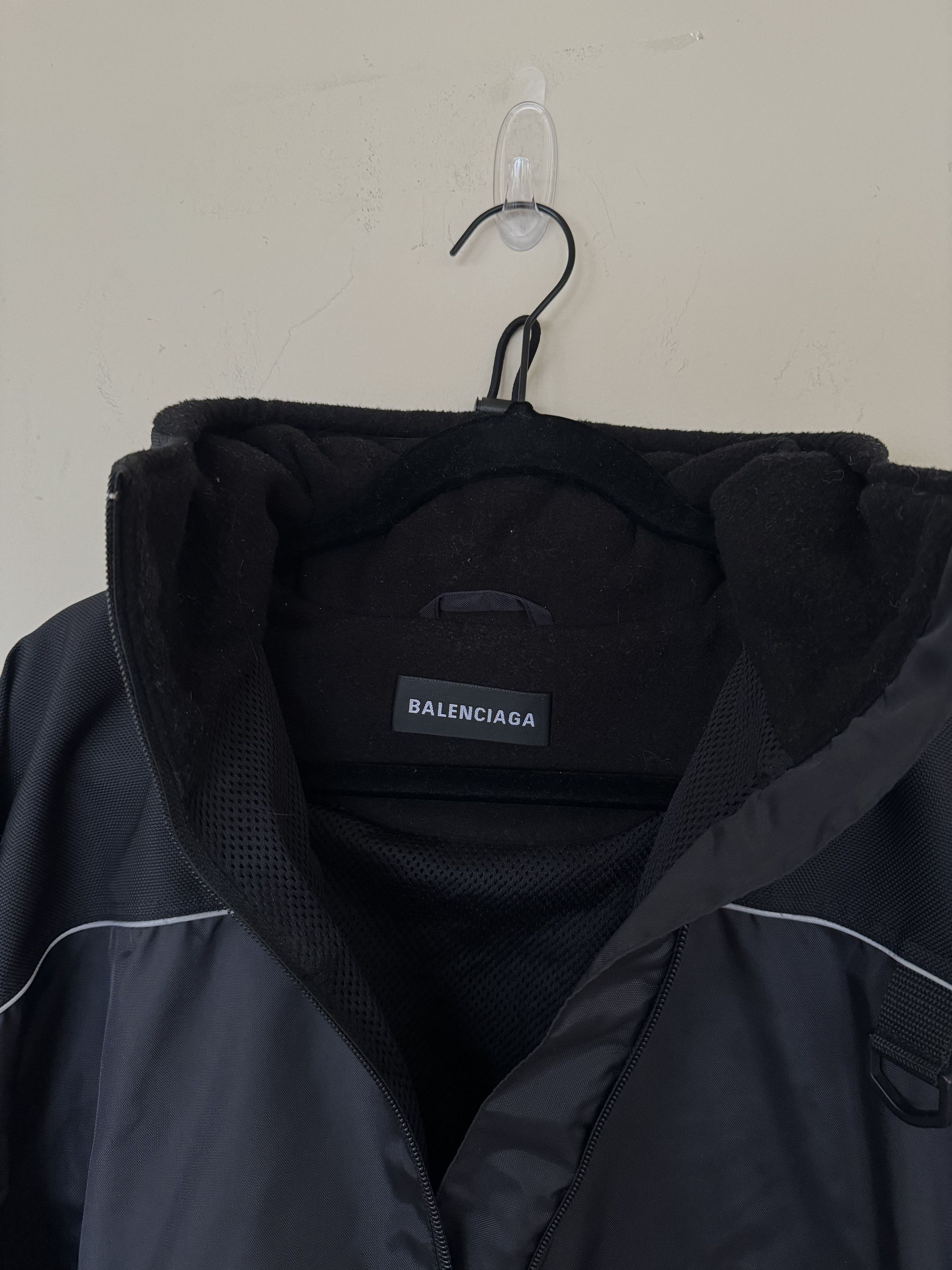 Balenciaga Balenciaga Half Zip Windbreaker Size US XL / EU 56 / 4 - 8 Thumbnail