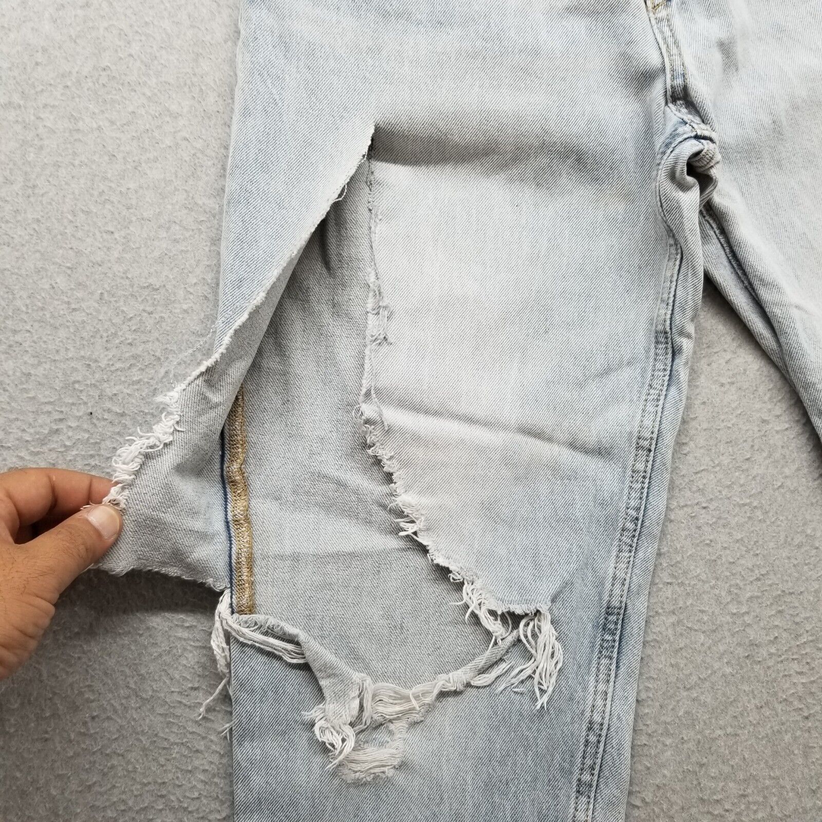 Zara Zara Jeans Womens 27x26 Blue Denim Tapered Distressed Size 27" / US 4 / IT 40 - 4 Thumbnail