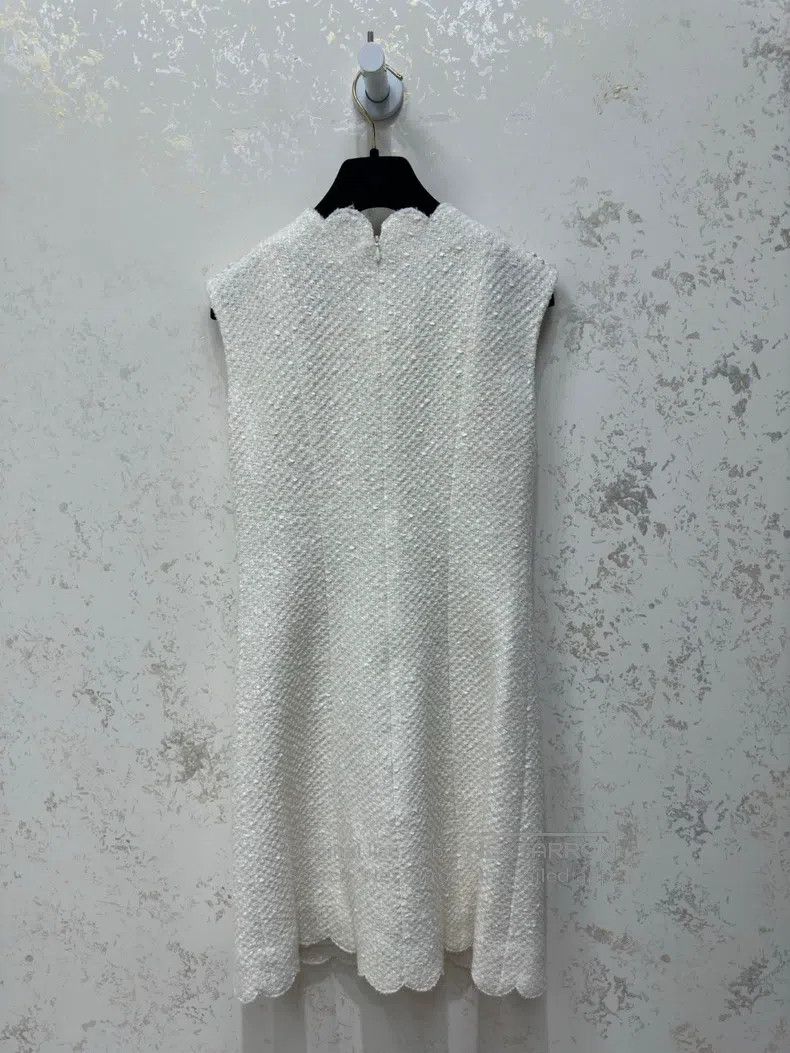 Chanel Chanel Heavy industry pearl rhinestone bow dress Size XXS / US 00 / IT 34 - 2 Thumbnail