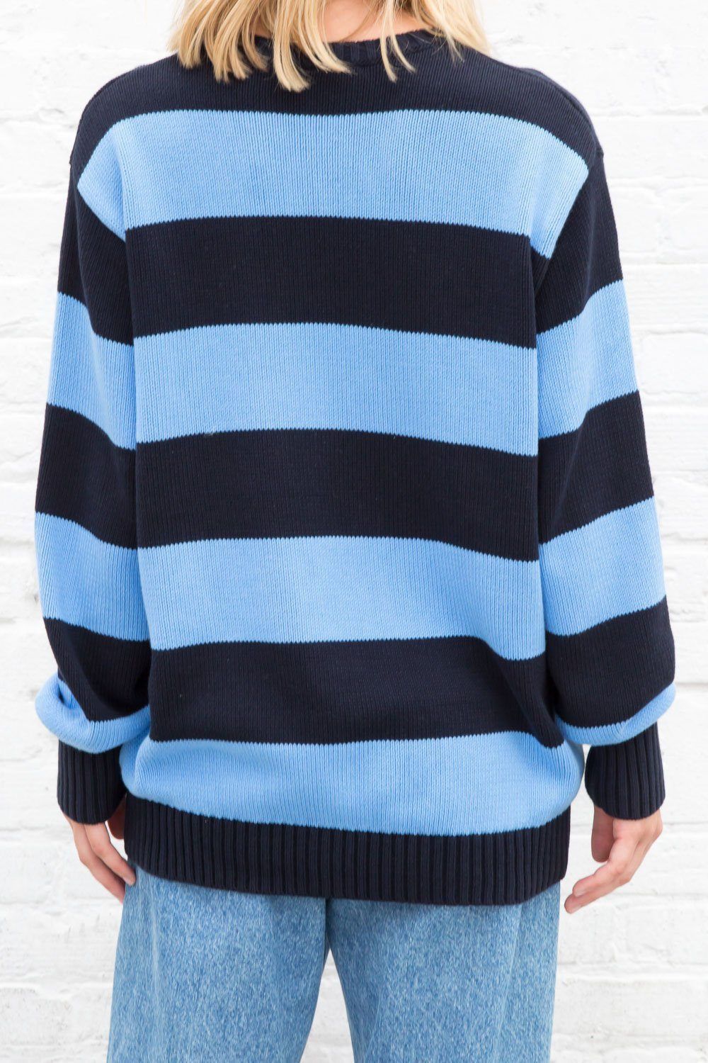 Brandy Melville brandy melville brianna stripe sweater Size ONE SIZE - 5 Thumbnail