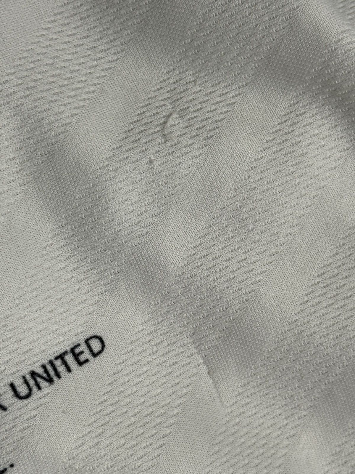 Umbro Manchester United 96/97 Away Football Jersey T-Shirt Size US XS / EU 42 / 0 - 5 Thumbnail