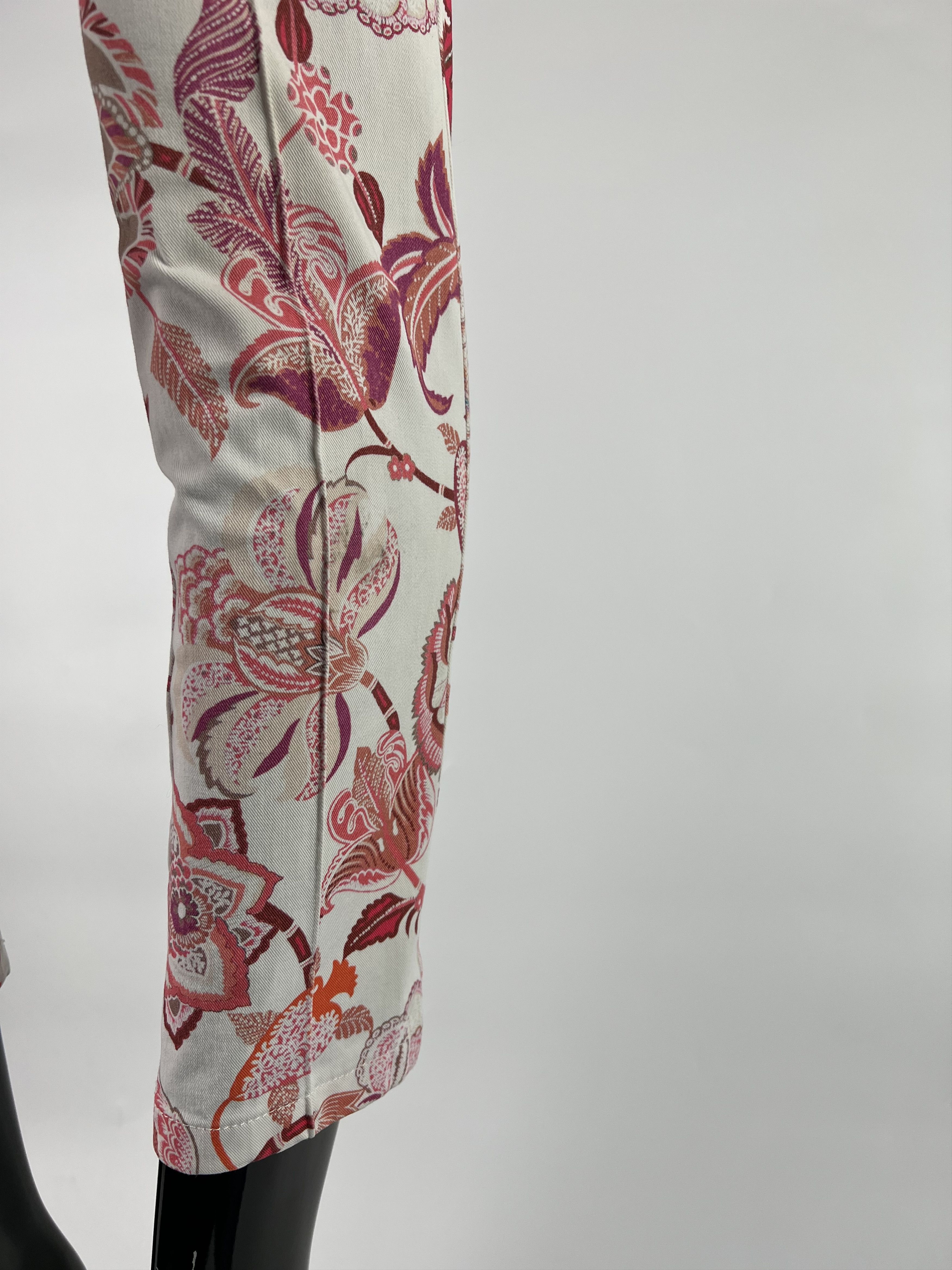 Etro Etro Women's Floral Print Cropped Cotton Pants Size 40 Size 27" / US 4 / IT 40 - 5 Thumbnail