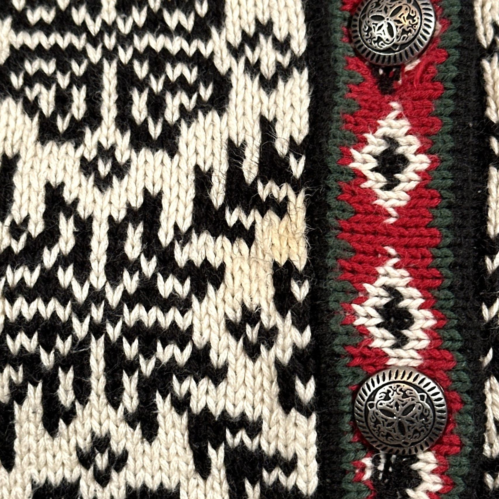 Vintage VINTAGE L.L.Bean Cardigan Sweater Women’s Medium Black White Fair Isle Button Front Knit 90s Christmas Holiday Nordic Crew Neck Mens? Women? Size M / US 6-8 / IT 42-44 - 3 Thumbnail