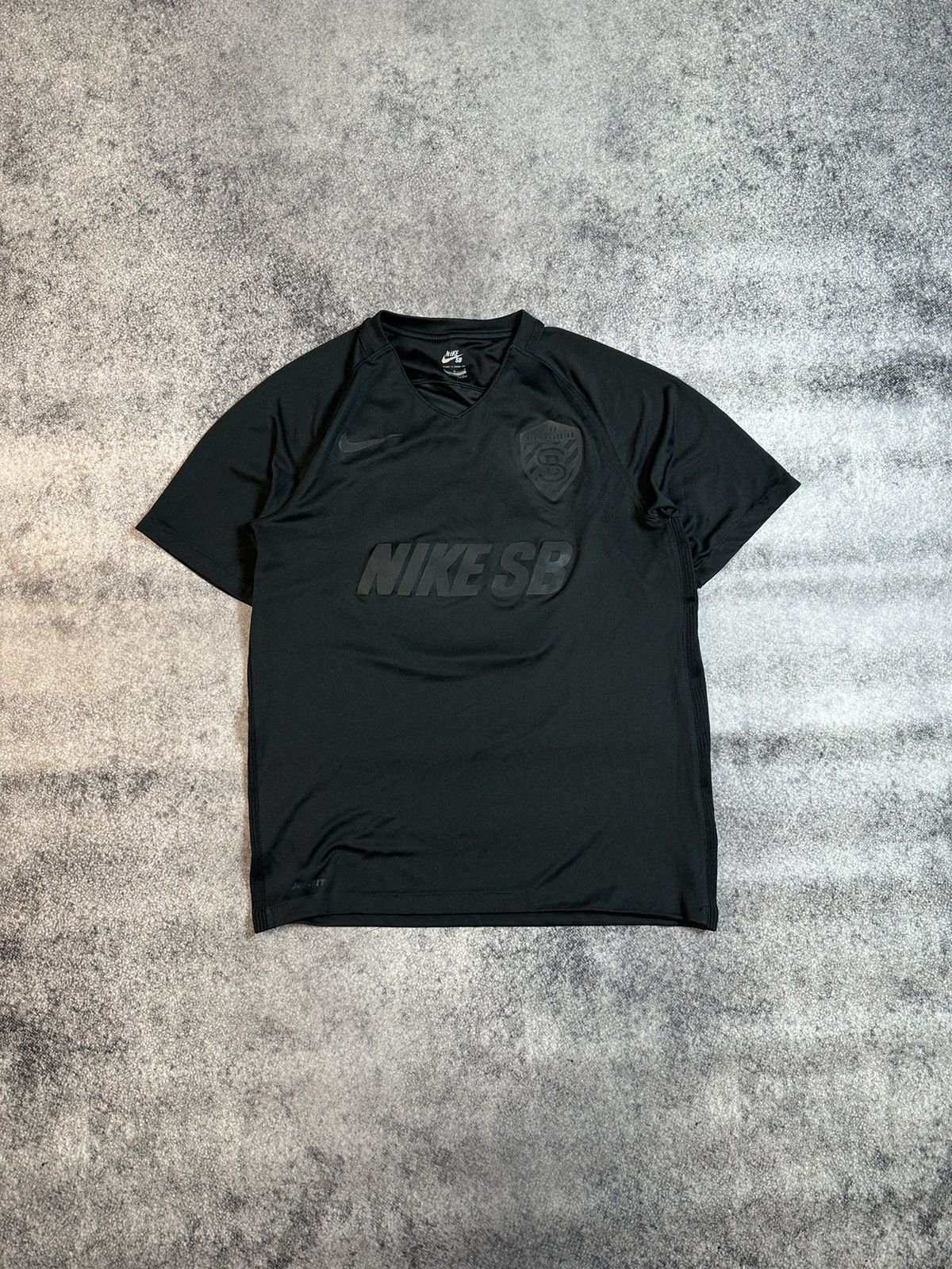Nike Vintage Nike SB 10 Jersey Streetwear Style Rare VTg M Casual Size US M / EU 48-50 / 2 - 1 Thumbnail