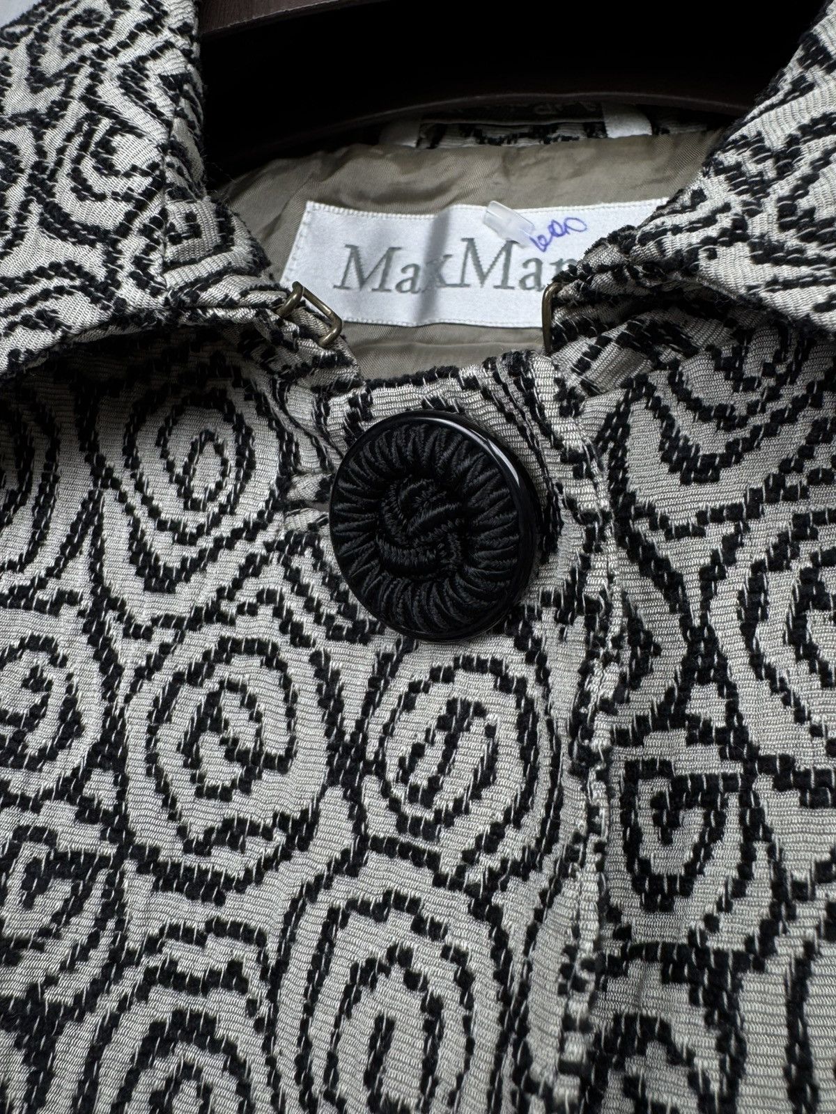 Max Mara MAX MARA GREY JACQUARD BUTTONS CLOSURE JACKET Size M / US 6-8 / IT 42-44 - 10 Thumbnail