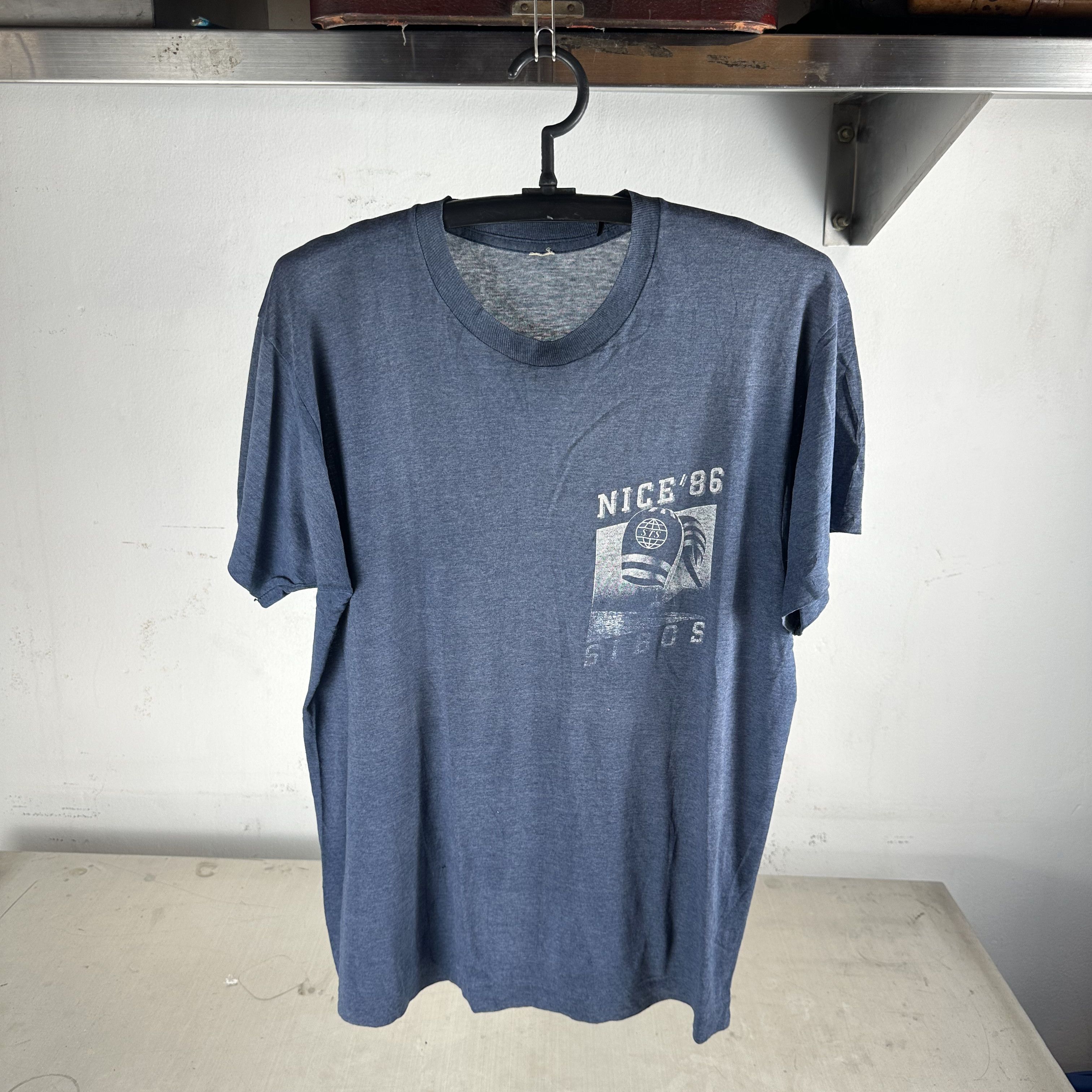 Vintage Vintage 1986 Nice Sibos France Tourist T-Shirt Size US L / EU 52-54 / 3 - 1 Thumbnail