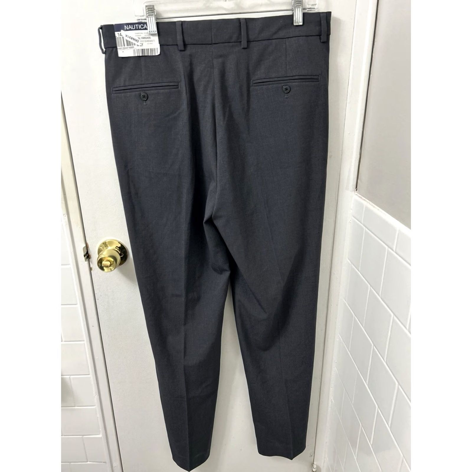 Nautica Nautica Dress Pants Mens 36x34 Gray Flat Front Slim? No, keep Classic fit with Waist 36 Inseam 34. Size US 36 / EU 52 - 2 Thumbnail