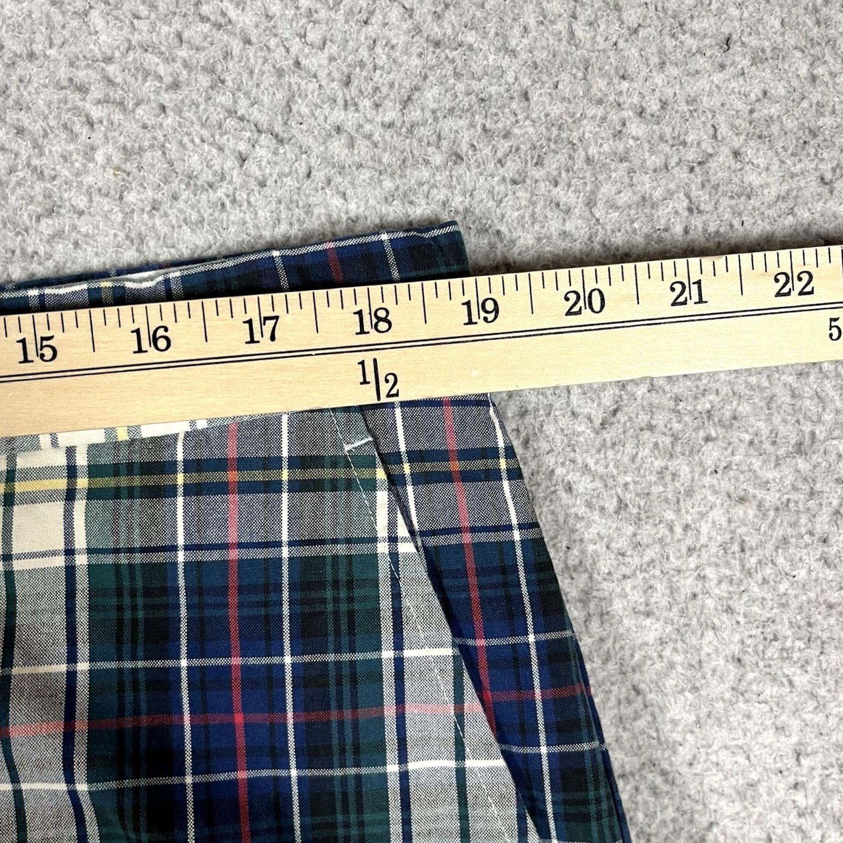 Polo Ralph Lauren Polo Ralph Lauren Shorts Mens 38 Plaid Chino Cotton Preppy Golf Casual New Size US M / EU 48-50 / 2 - 7 Thumbnail
