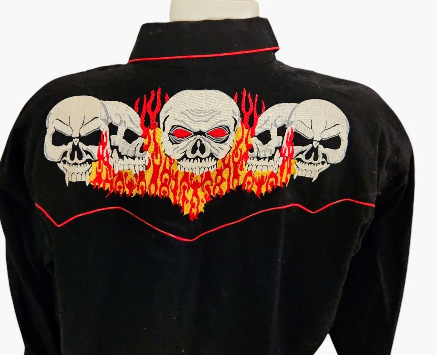 Rockmount Ranch Wear ROCKMOUNT Ranch Wear MEN'S FLAMING SKULL embroidered WESTERN Size US XXL / EU 58 / 5 - 8 Thumbnail