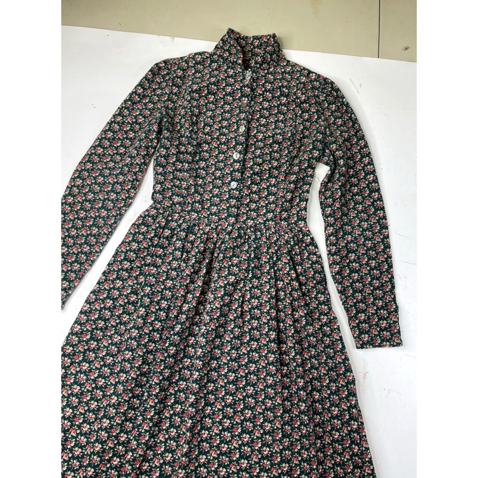Laura Ashley VINTAGE Laura Ashley Dress Womens 6 Floral Cotton Button Pleated Cottagecore Prairie Size M / US 6-8 / IT 42-44 - 4 Thumbnail