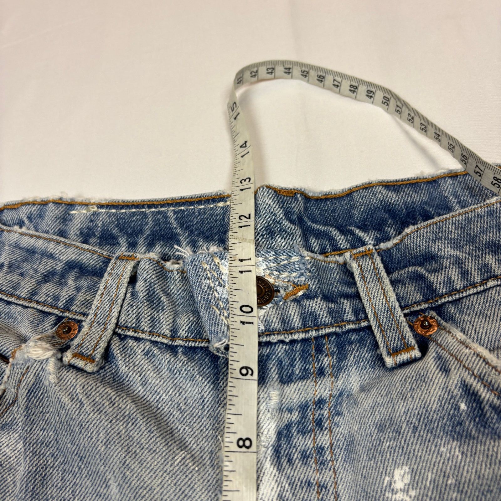 Mifland Mifland Vintage 90 Levi’s Jeans Straight Leg Paint 30x28 Size US 30 / EU 46 - 7 Thumbnail