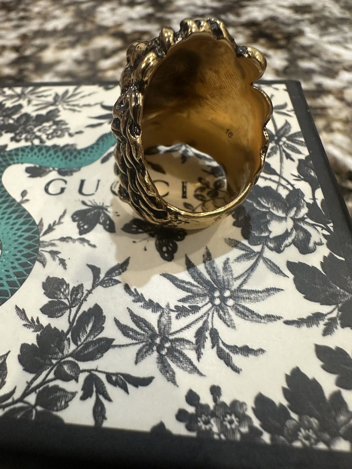 Gucci Gucci Lion Crystal Ring Size ONE SIZE - 3 Thumbnail
