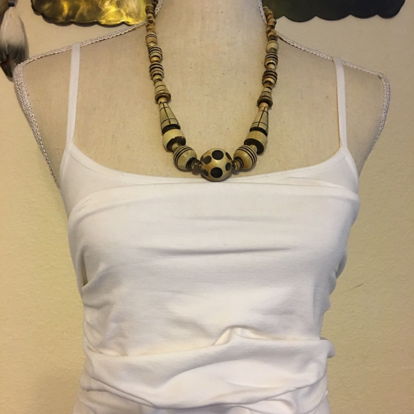 Vintage Vintage wood various shaped bead necklace Size ONE SIZE - 3 Thumbnail