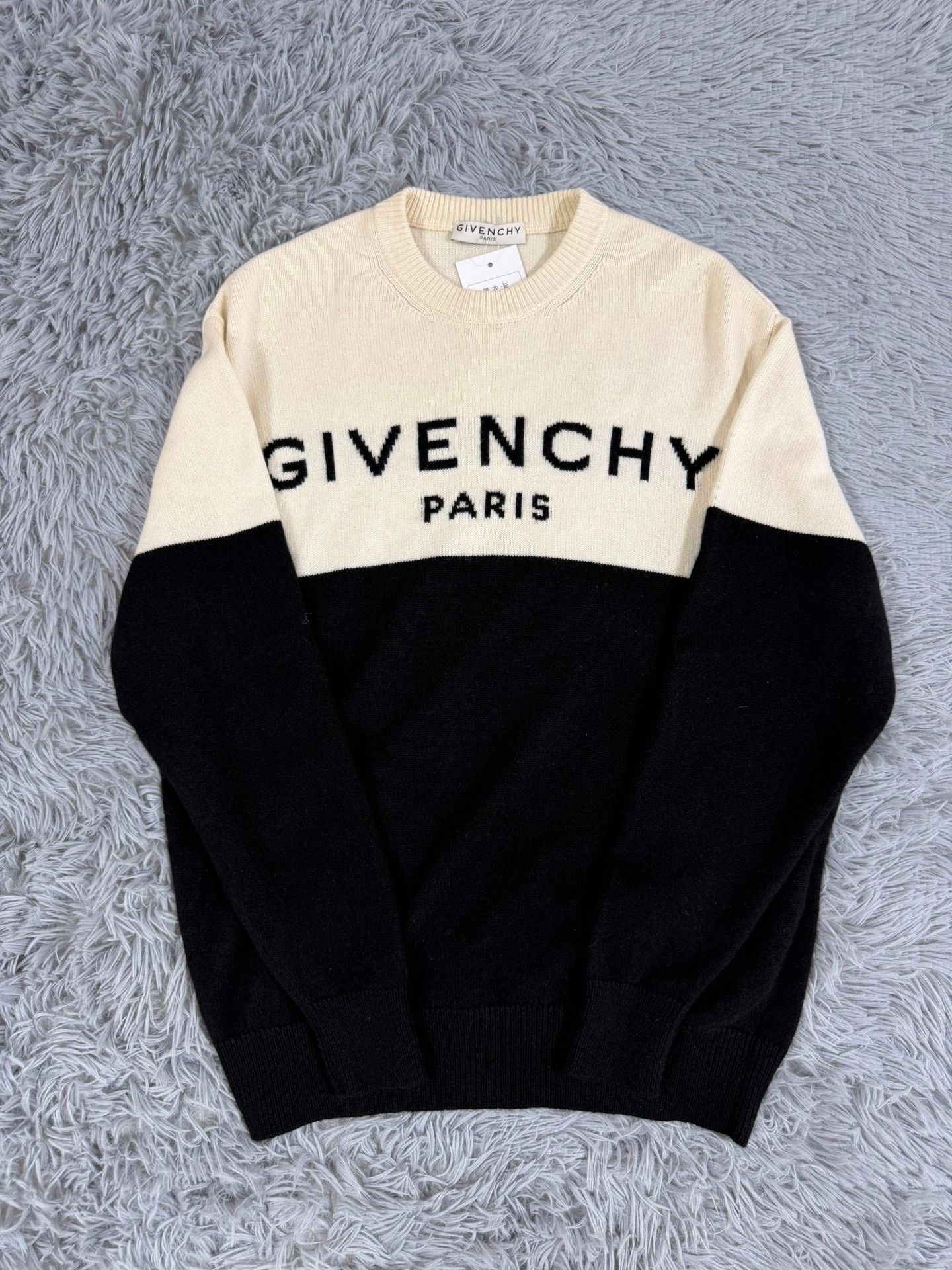 Givenchy Givenchy Knit Black Sweater S Women Size S / US 4 / IT 40 - 1 Thumbnail